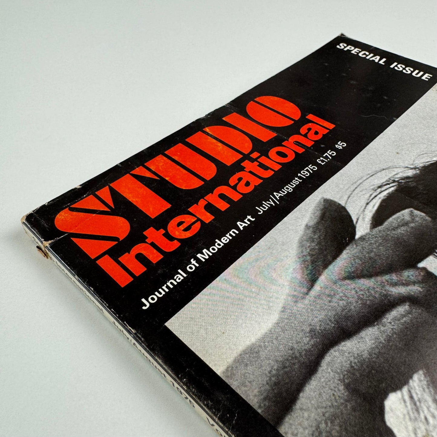 Studio International Journal of Modern Art. Special issue. Art and Photography. Volume 190, Number 976, July/August 1975