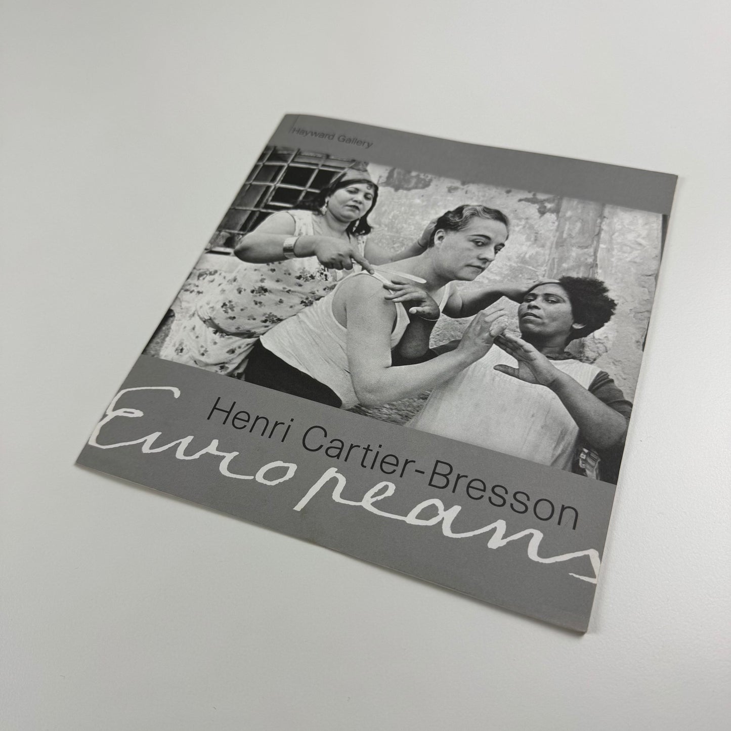 Gallery/folding guide to accompany Henri Cartier-Bresson. Europeans | Hayward Gallery, 1998