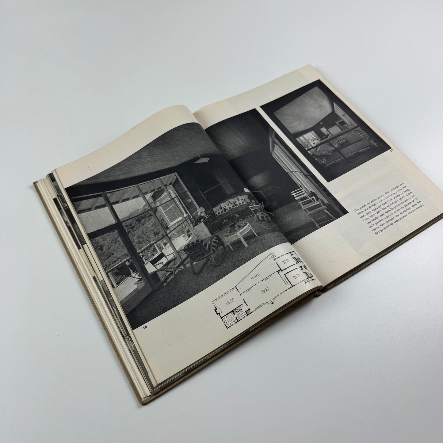 Tomorrow's House. A Complete Guide for the Home-builder by George Nelson and Henry Wright | Simon and Schuster / The Architectural Press, 3rd printing, 1945