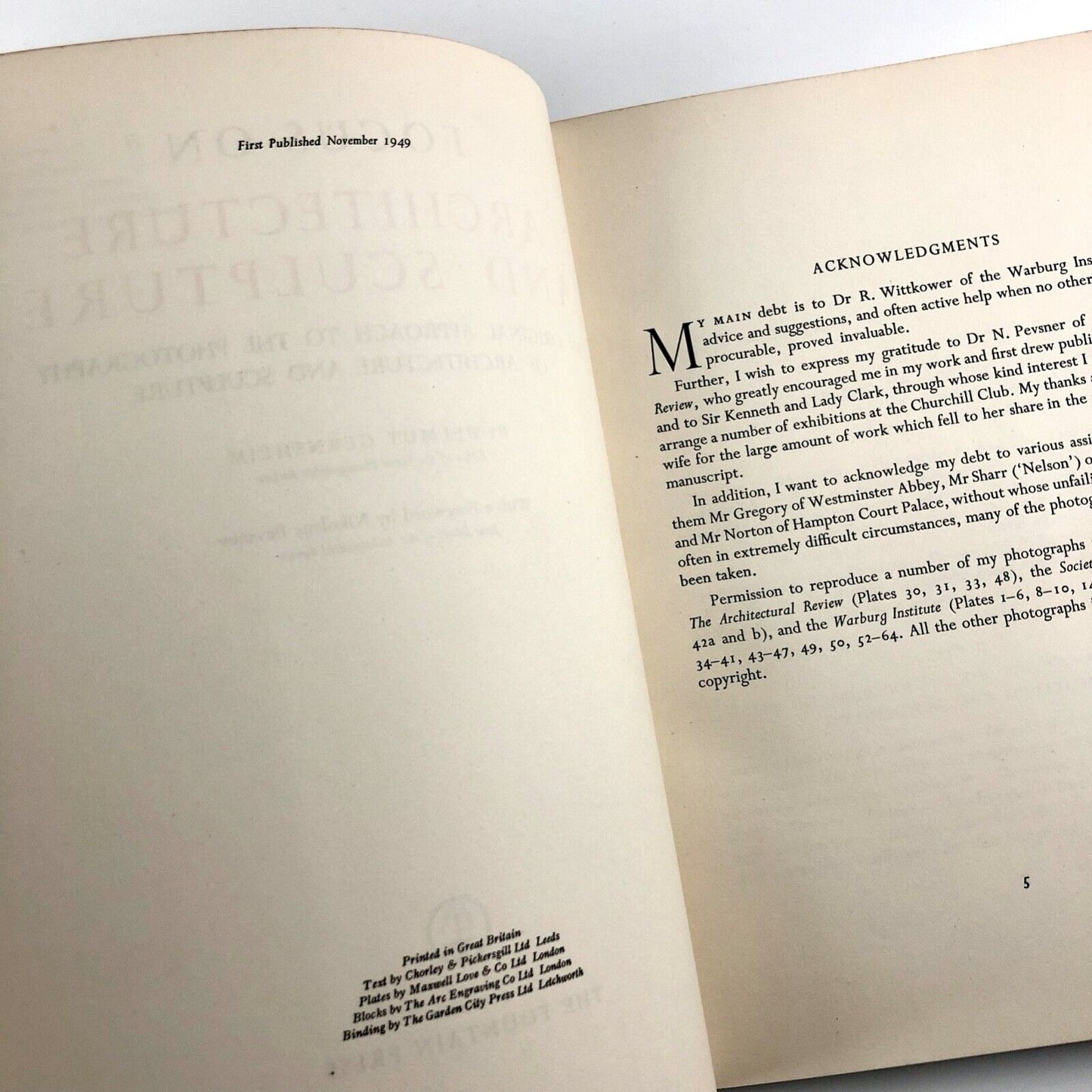 Focus on Architecture and Sculpture | Helmut Gernsheim | The Fountain Press 1949