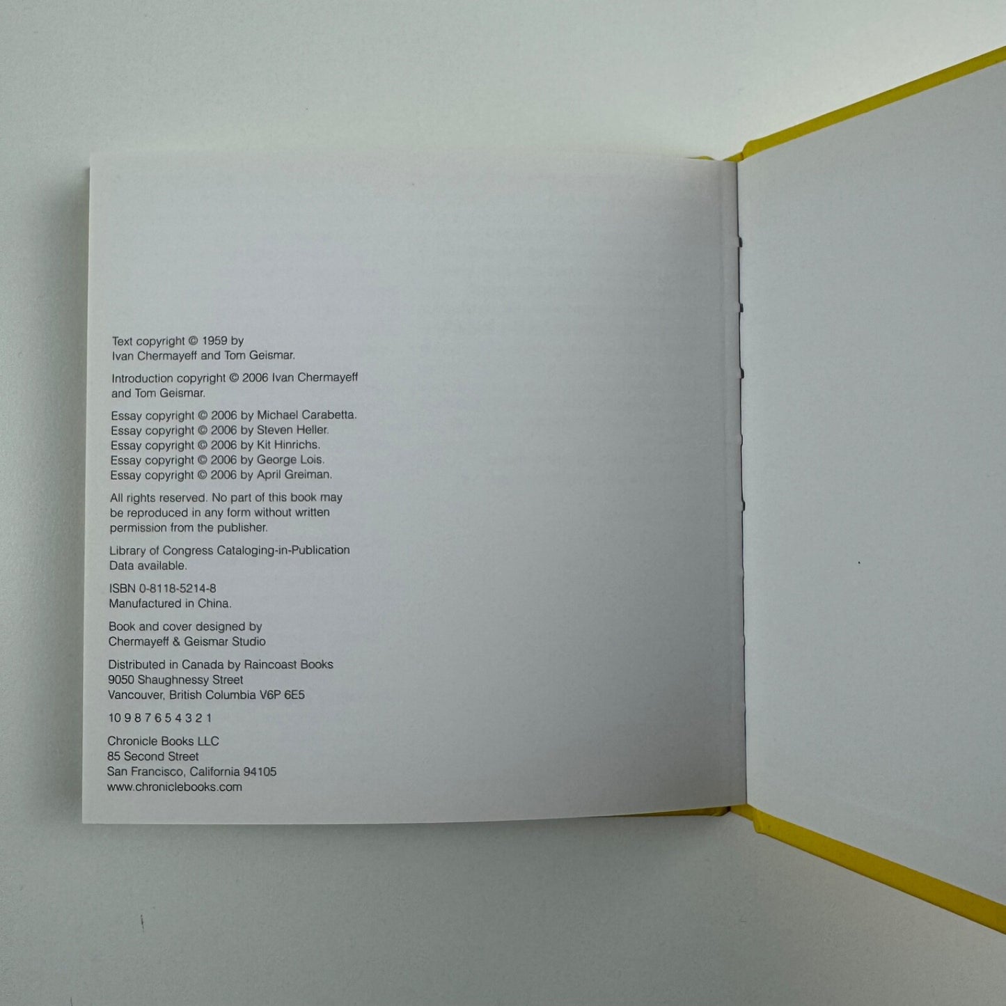 Watching words move Ivan Chermayeff and Tom Geismar | Chronicle Books, 2006