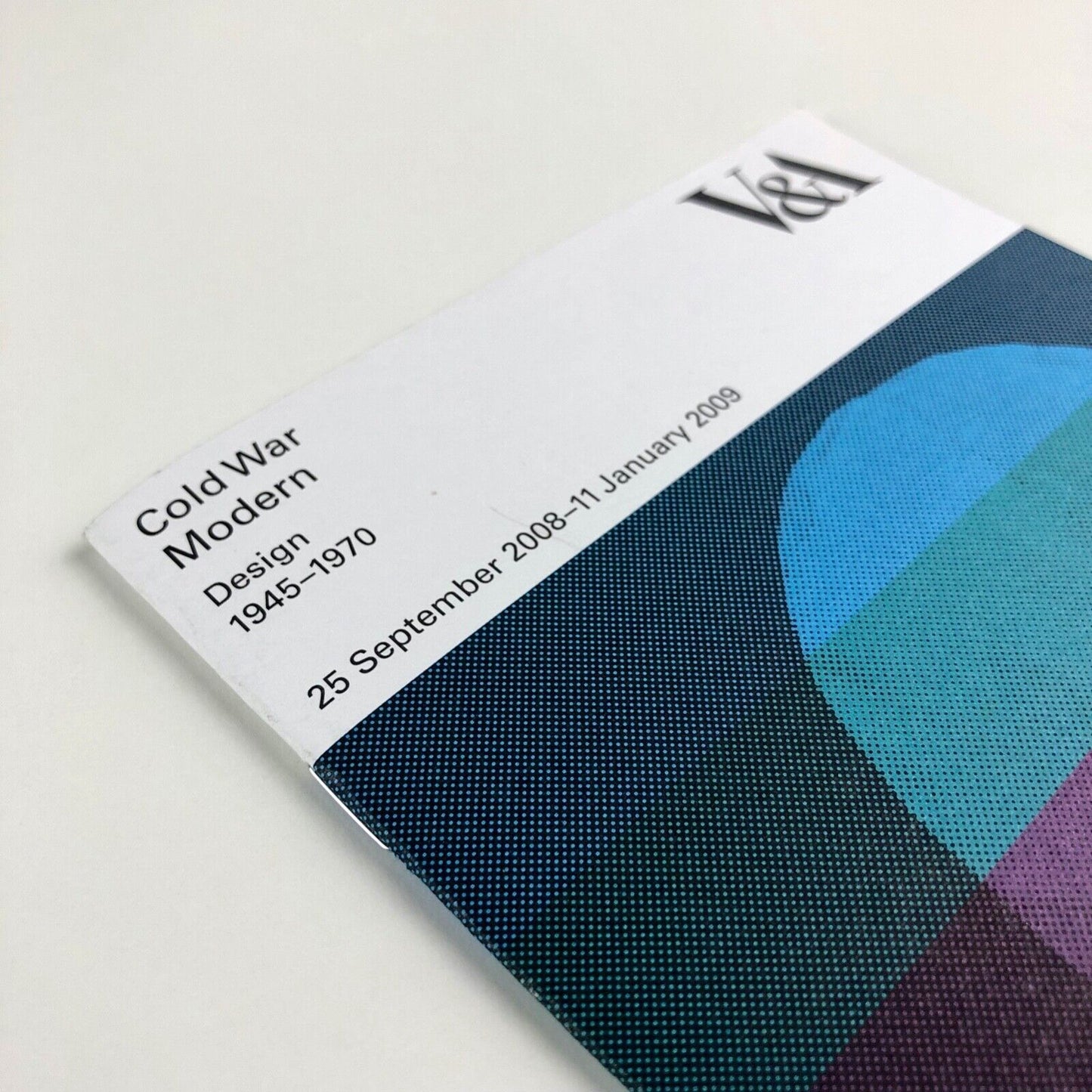 Small exhibition guide for Cold War Modern – V&A exhibition, 2009