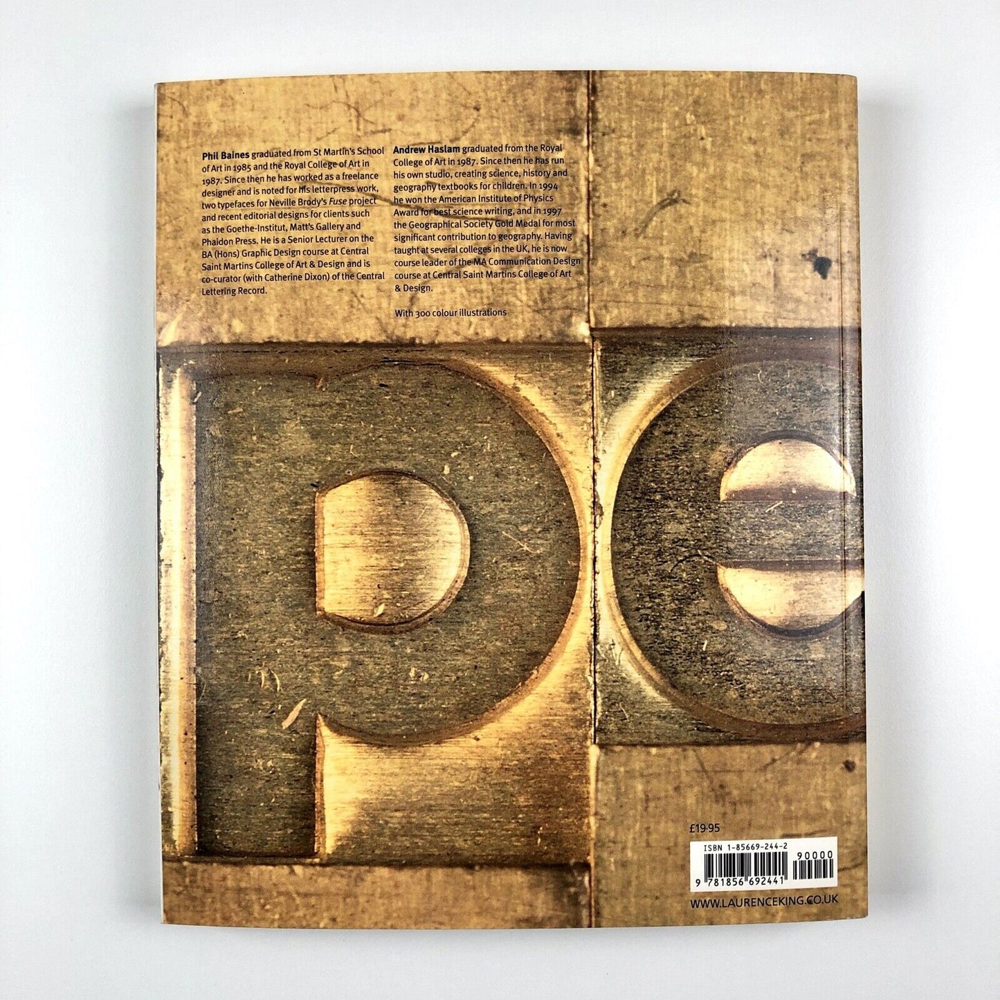 Types & Typography | Phil Baines & Andrew Haslam | Lawrence King, 2002