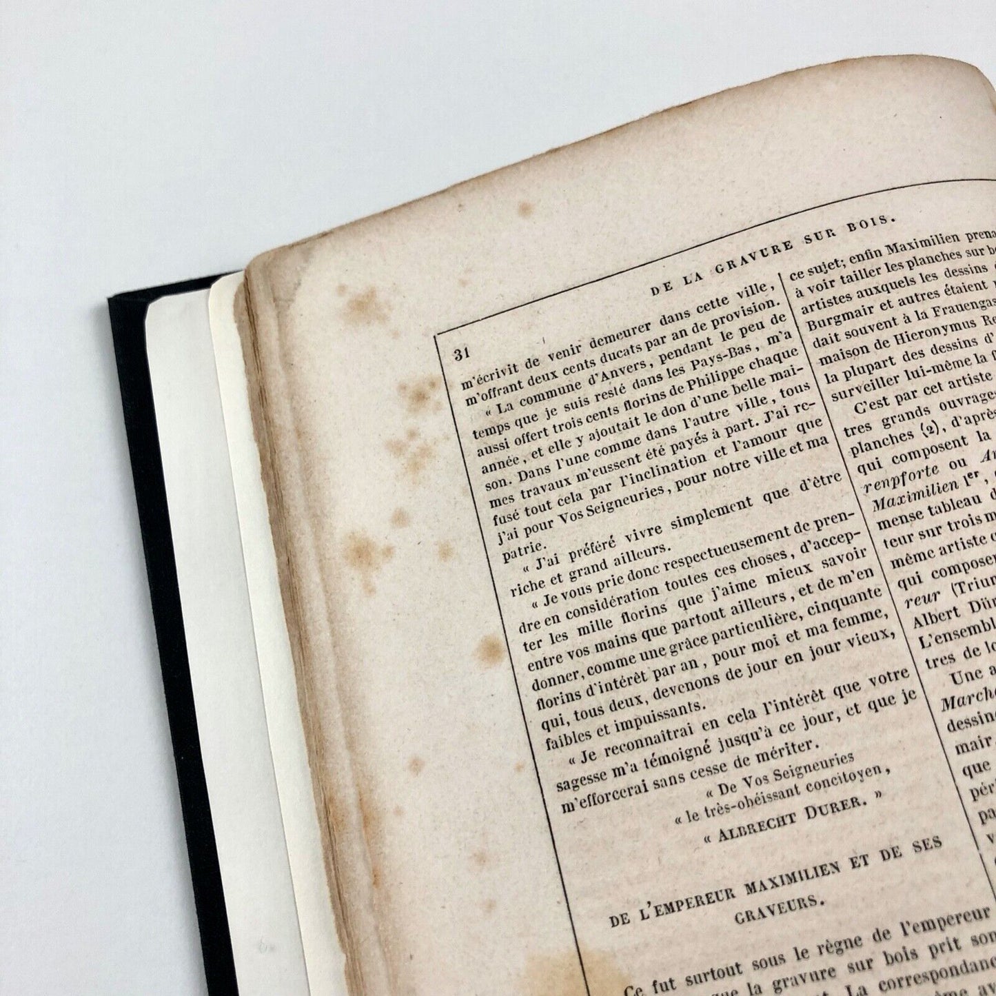 Essai typographique et bibliographique de l'histoire de la gravure sur bois. Pour faire suite aux costumes anciens et modernes de César Vécellio by A.F. Didot | César Vécellio, 1863