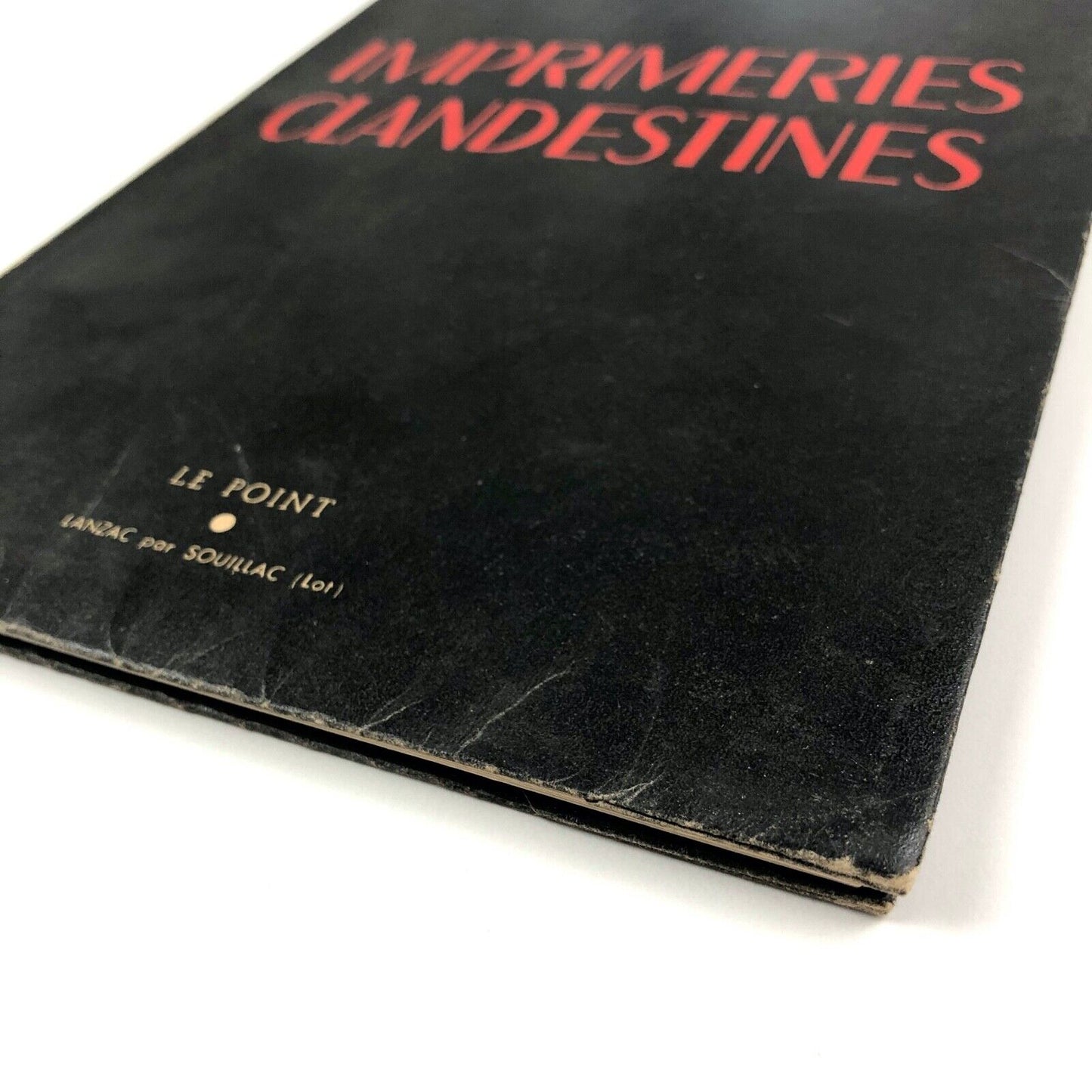 Imprimeries Clandestines | XXXI Le Point | March 1945 | Introduction by Jean Cassou