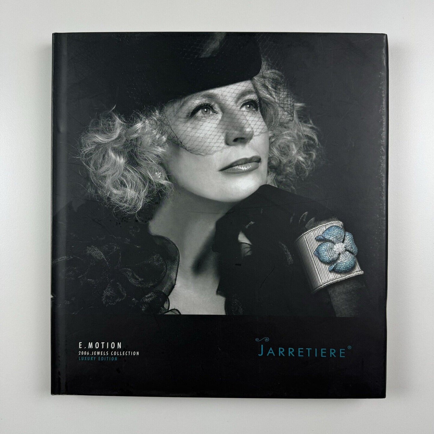 Jarretiere. E. Motion. 2006 Jewels Collection Luxury Edition catalogue, 2006
