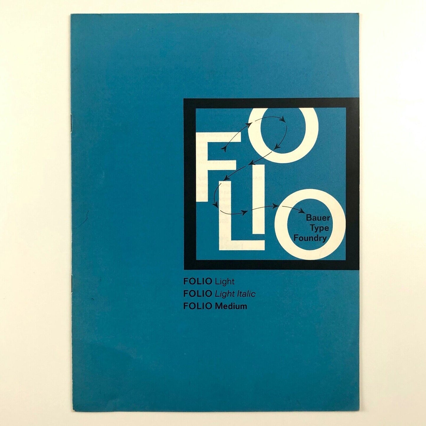 Folio Light, Light italic, Medium | Type specimen brochure, Bauer Type Foundry, undated
