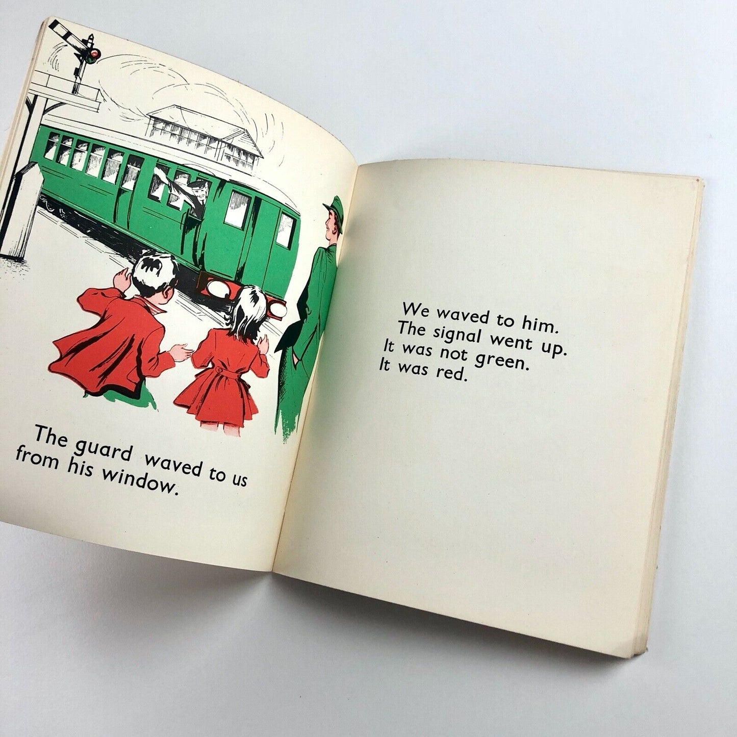 The Train – Pilot Reader Book 2 | Vintage children's book | Pat Devenport 1946