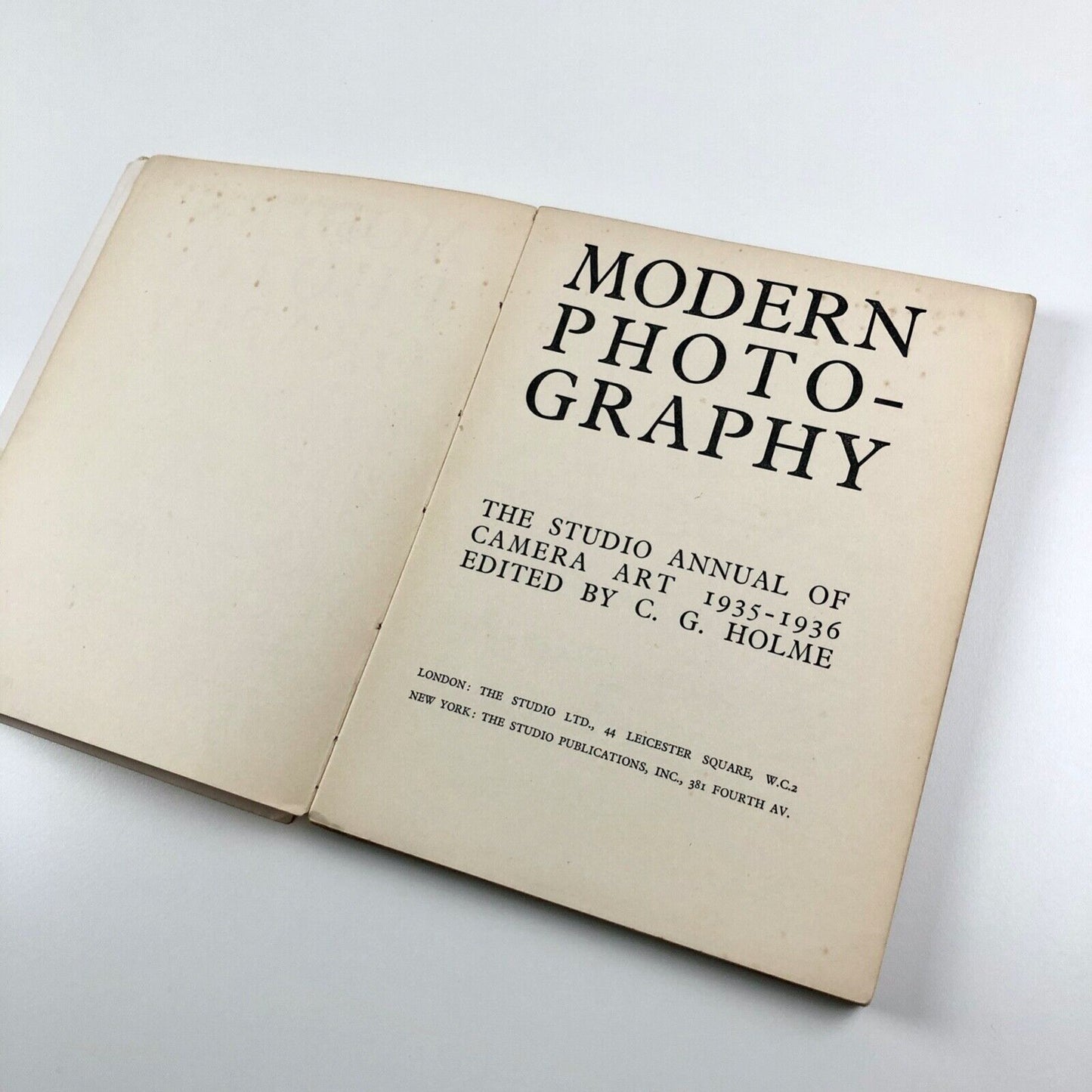 Modern Photography. The Studio annual of camera art 1935-36 | Edited by C.G. Holme, 1936