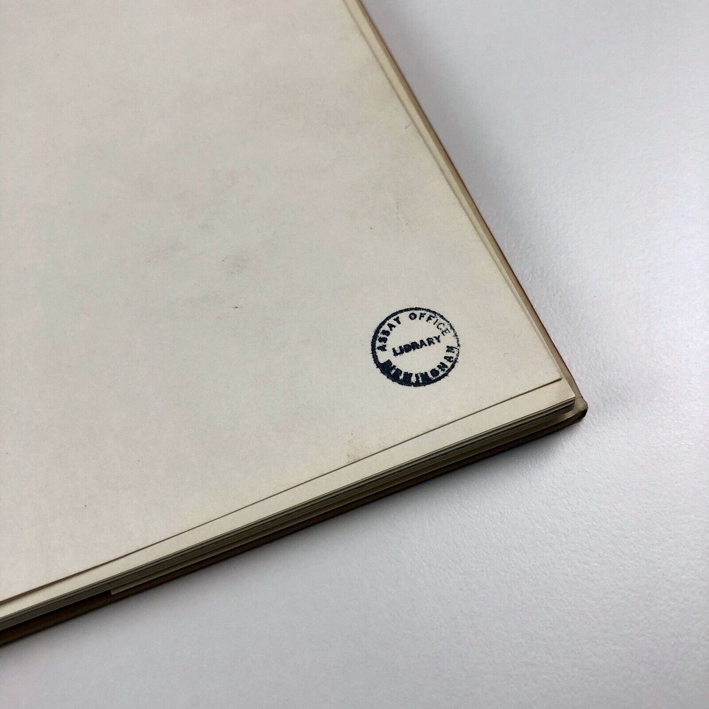 English Merchants' Marks by F. A. Girling | Oxford University Press, 1964