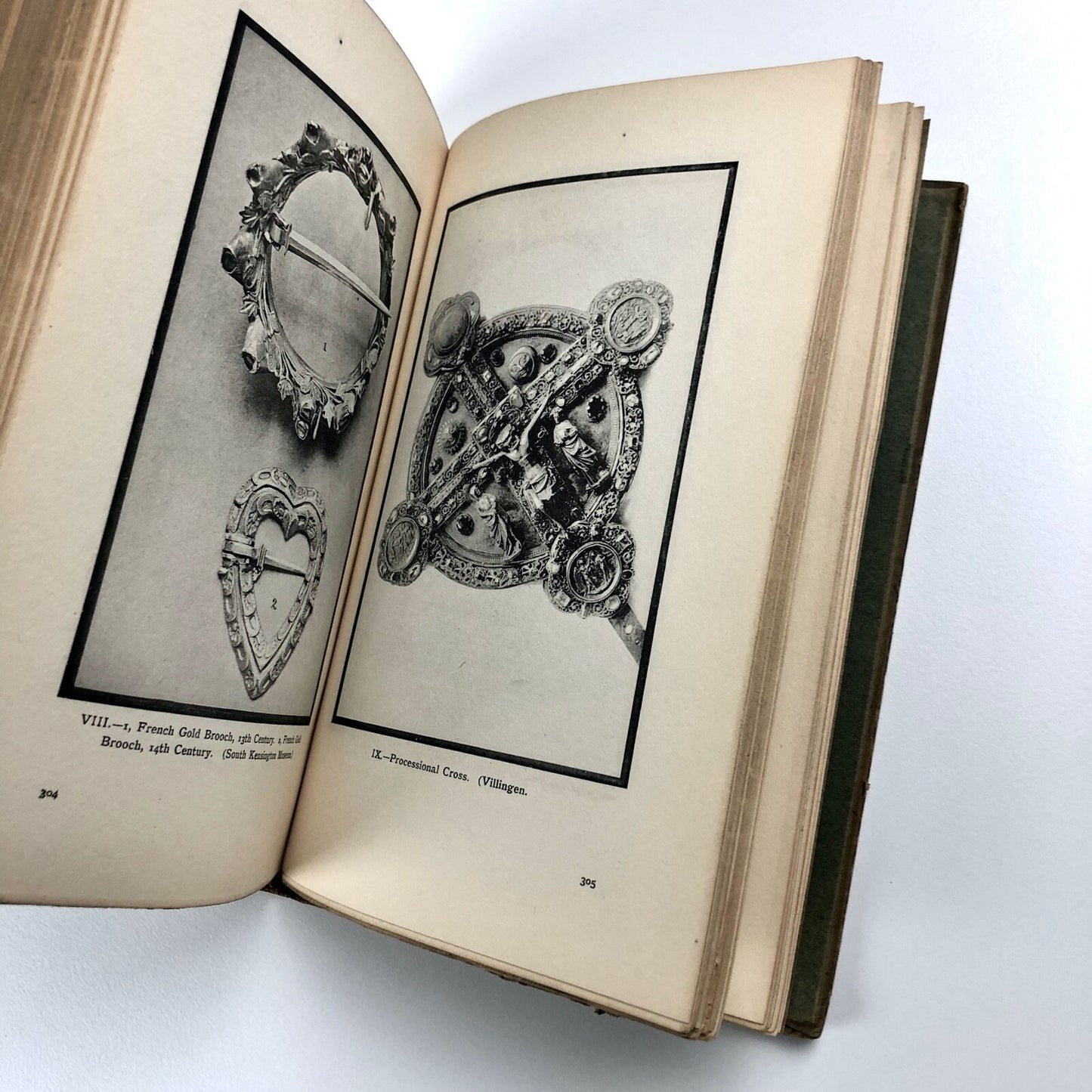 Silverwork and Jewellery: The Artistic Craft Series by H. Wilson | John Hogg, 1903