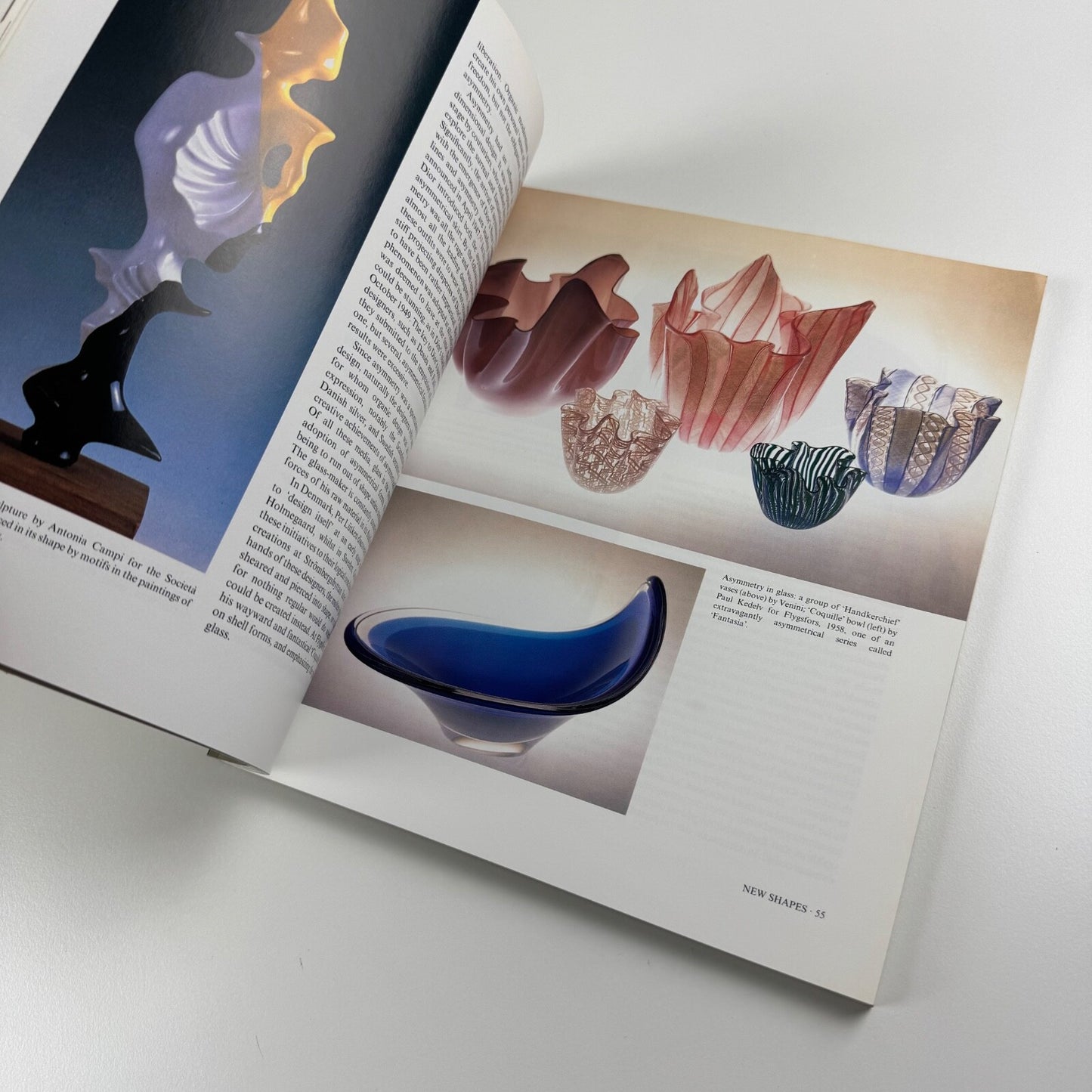 The New Look. Design in the Fifties by Lesley Jackson gallery guide and book