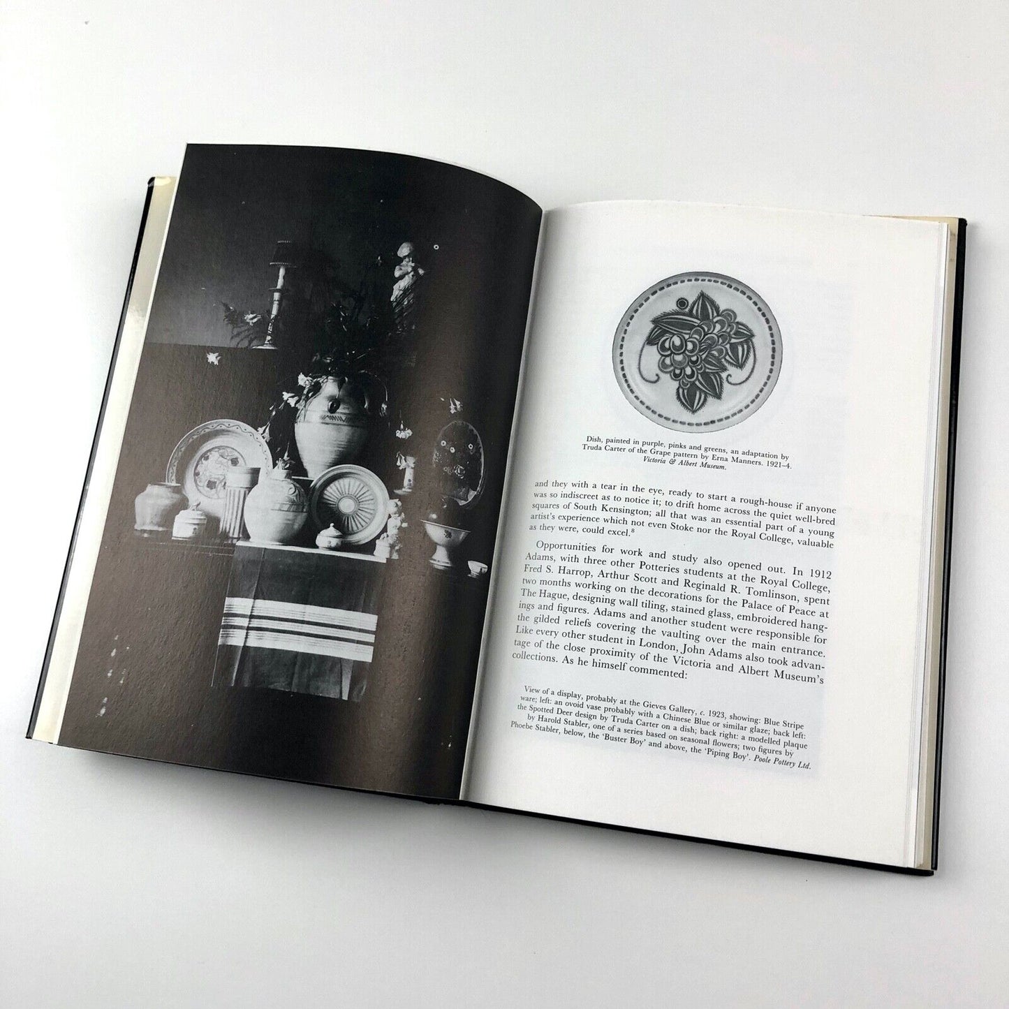The Poole Potteries by Jennifer Hawkins | Barrie & Jenkins Ltd, 1980