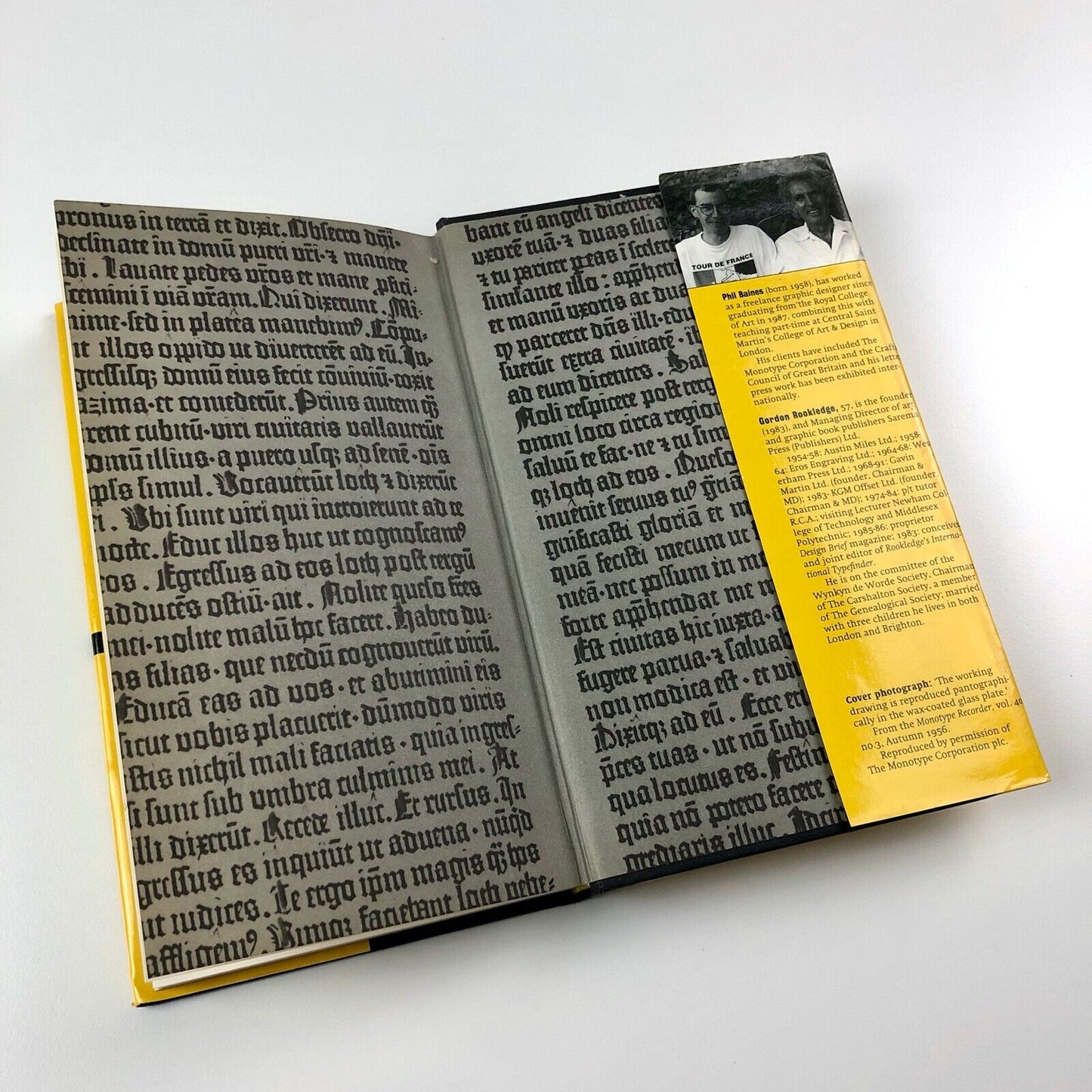 Rookledge’s International handbook of designers Ron Eason, Sarah Rookledge | Sarema Press, 1991 | First edition