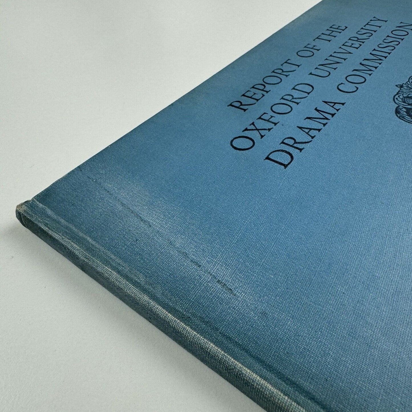 Report of the Oxford University Drama Commission with supplementary architectural report by Frederick Gibberd | Oxford University Press, 1948