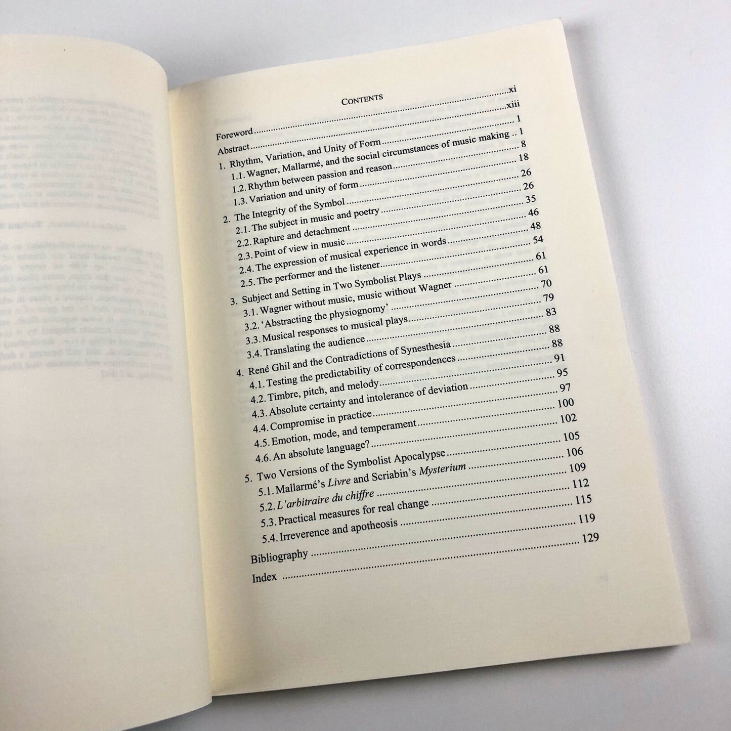 Walking The Face That No One Is by Louis Marvick | Editions Rodopi, 2004