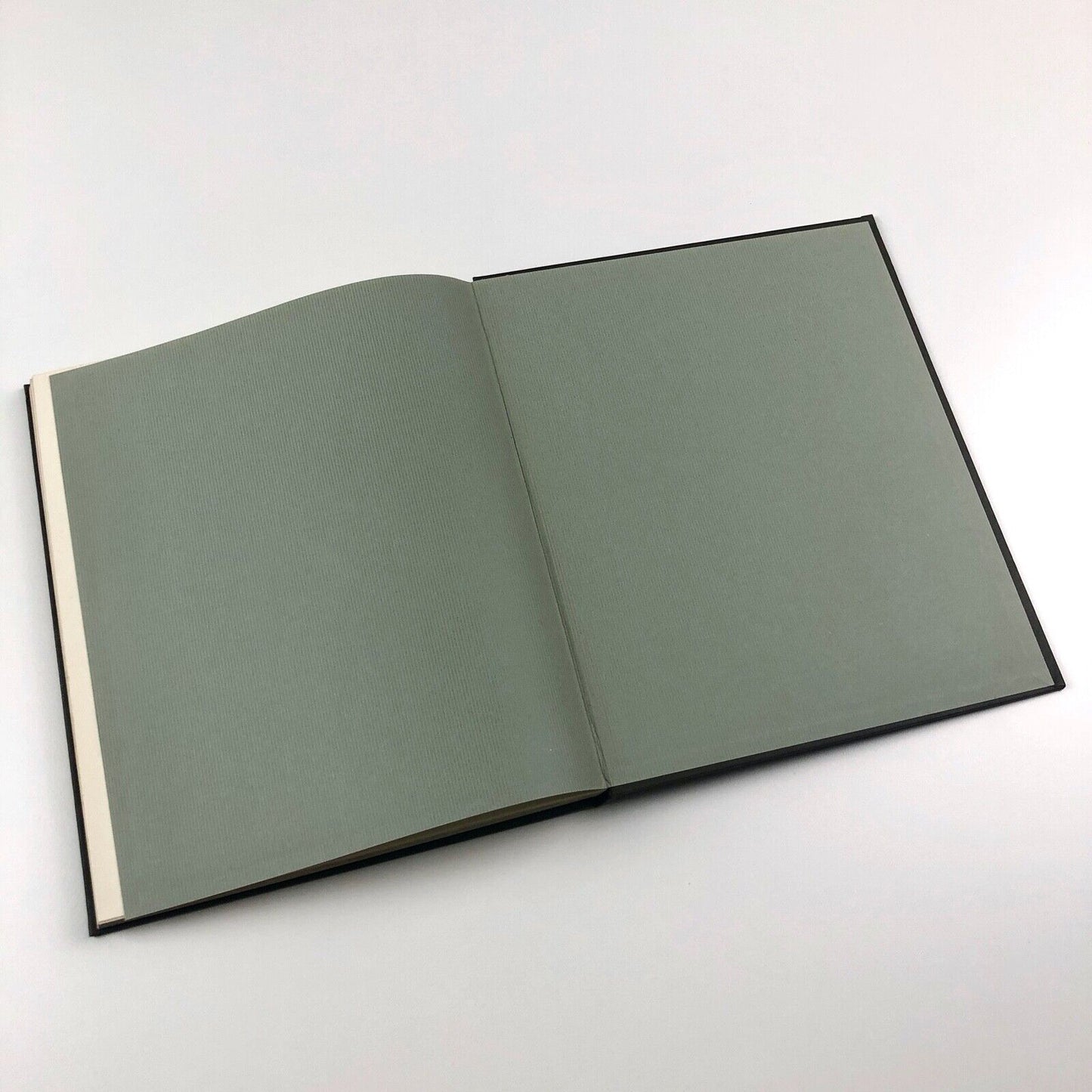 Forsøg på en analyse af forholdet mellem... by Leif Olle Zetterling | Fagskolen for Boghaandvaerk, 1968