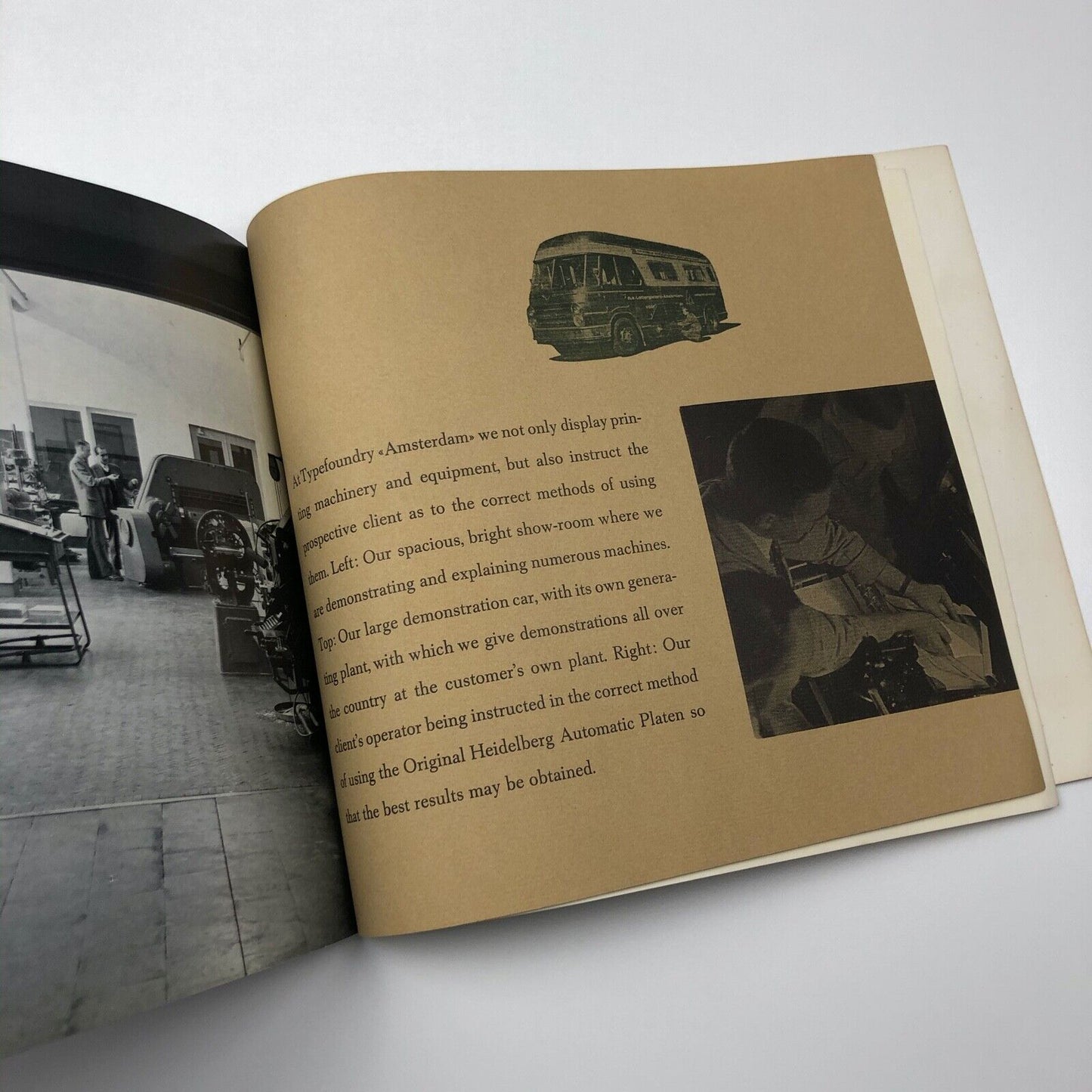 Type Foundry Amsterdam | N. V. Lettergieterij Amsterdam Voorheen N. Tetterode | Brochure, 1957