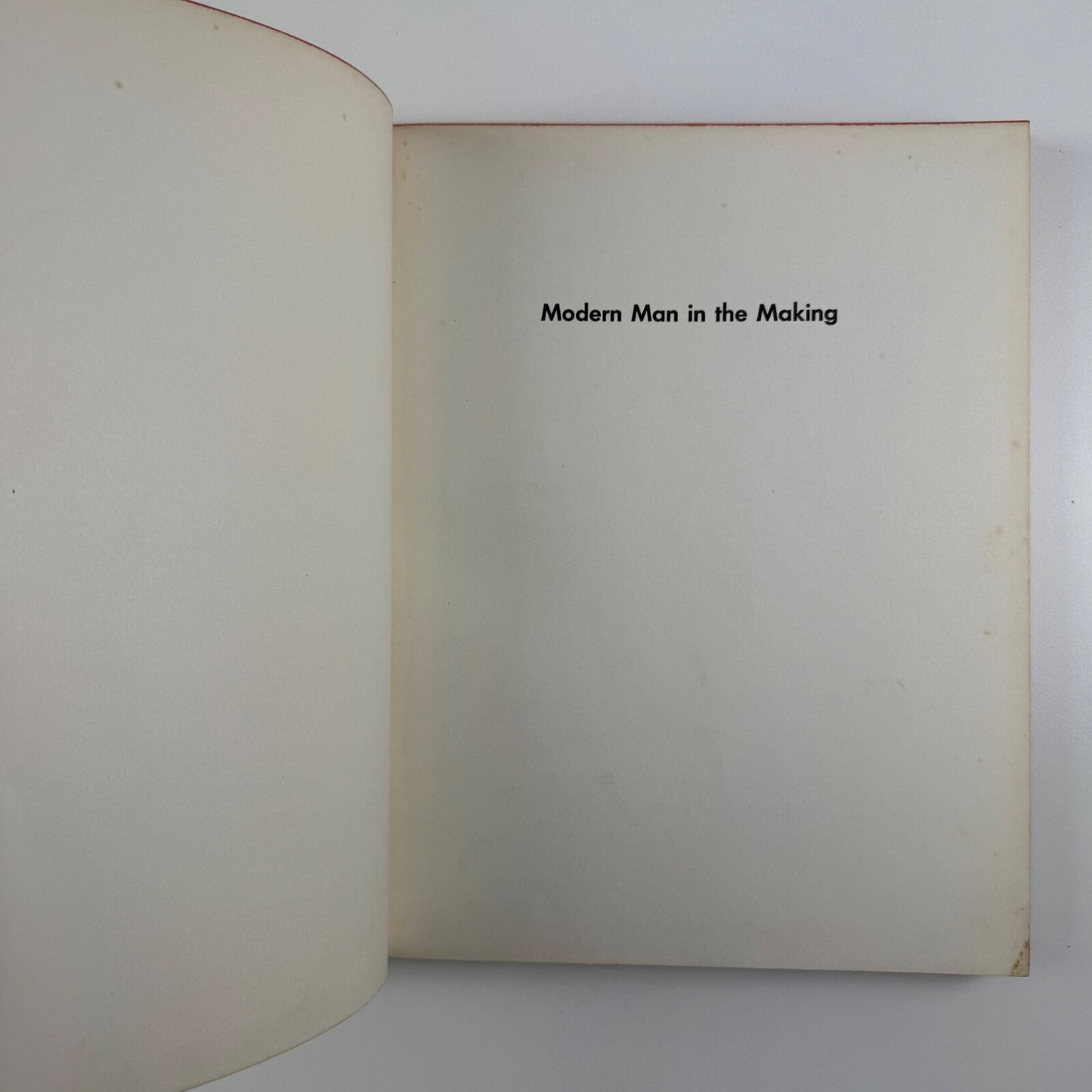 Modern Man in the Making by Otto Neurath. Secker & Warburg, London, 1939 | Isotype