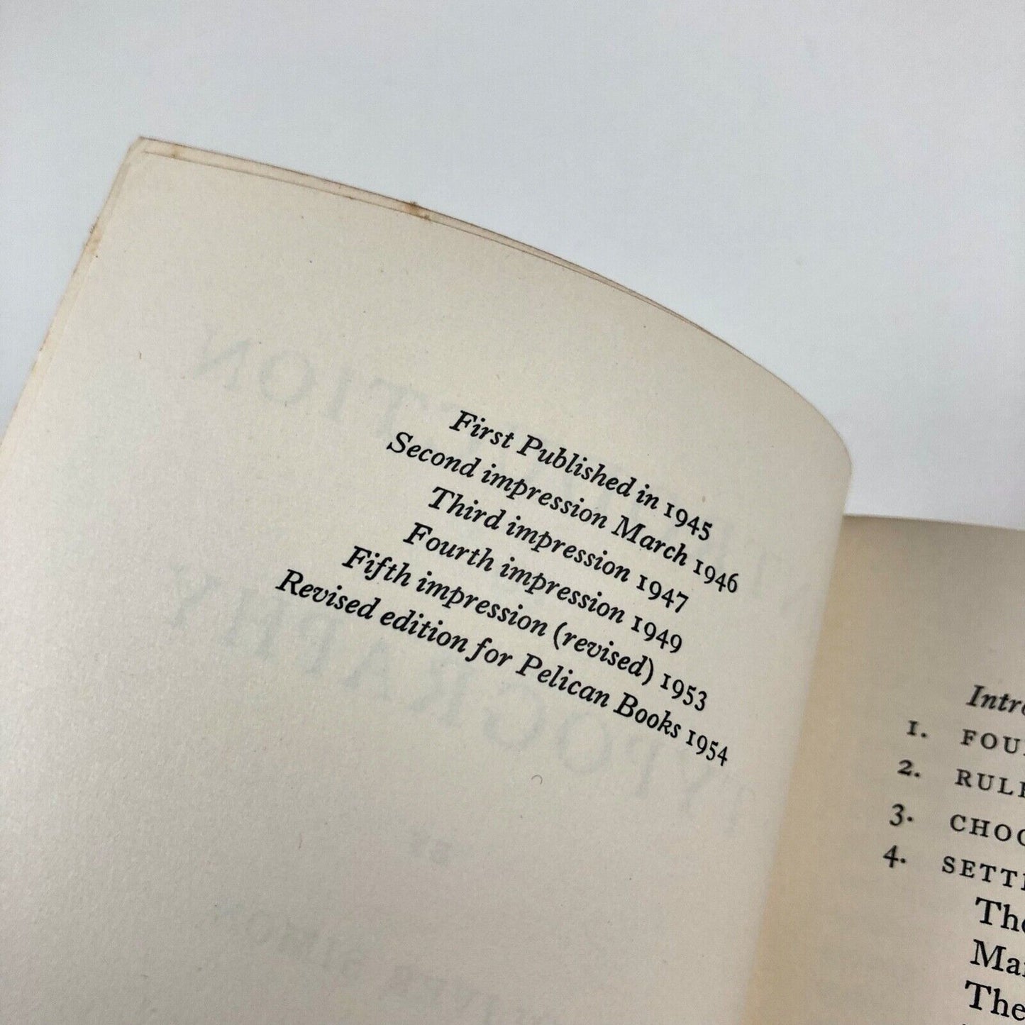 Introduction to Typography by Oliver Simon | Pelican – revised 1954 edition