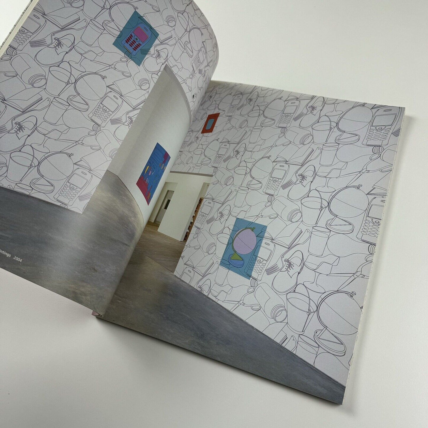 Michael Craig-Martin. Surfacing | Milton Keynes Gallery, 2004