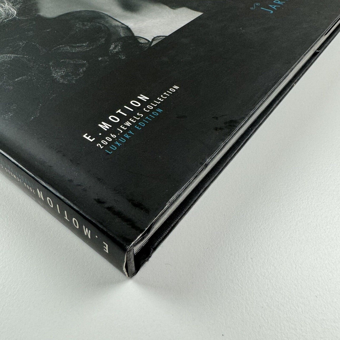 Jarretiere. E. Motion. 2006 Jewels Collection Luxury Edition catalogue, 2006