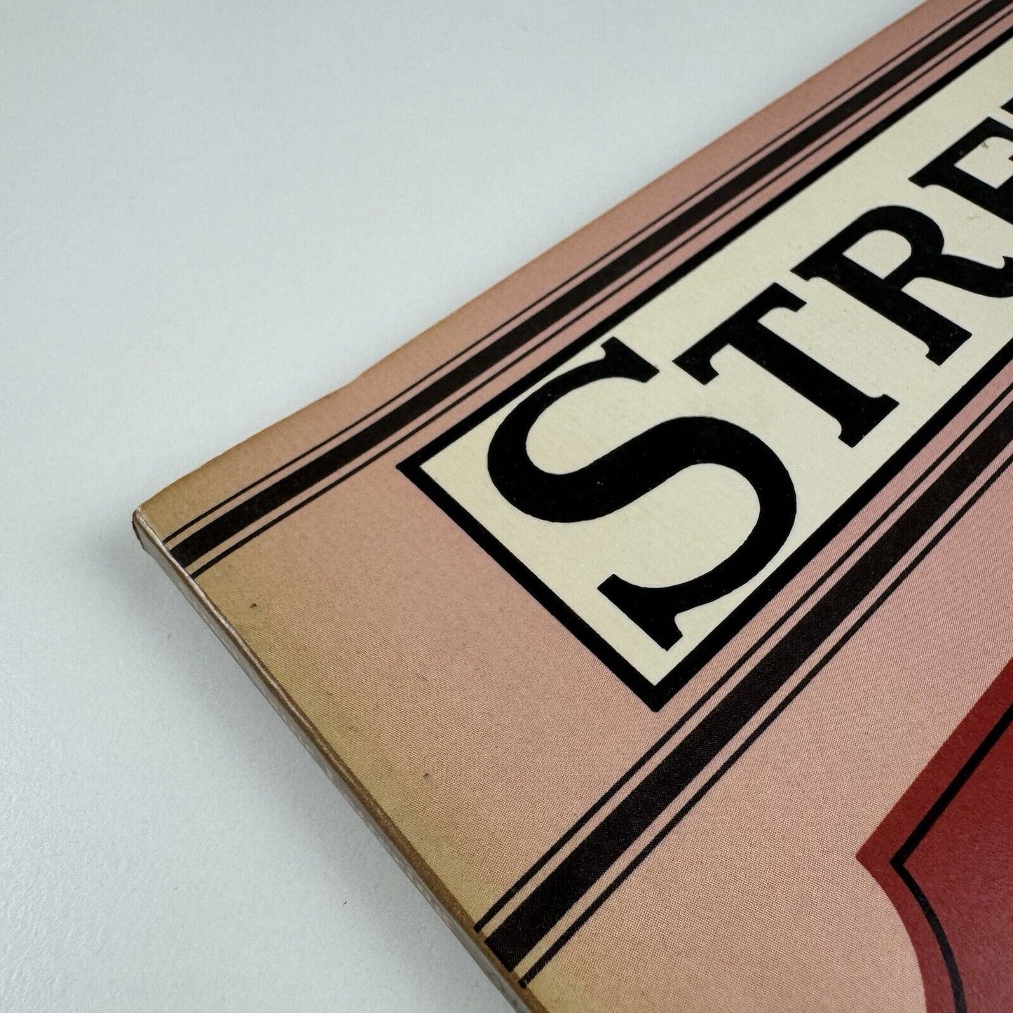 Street name lettering in the British Isles by Alan Bartram | Lund Humphries, 1978