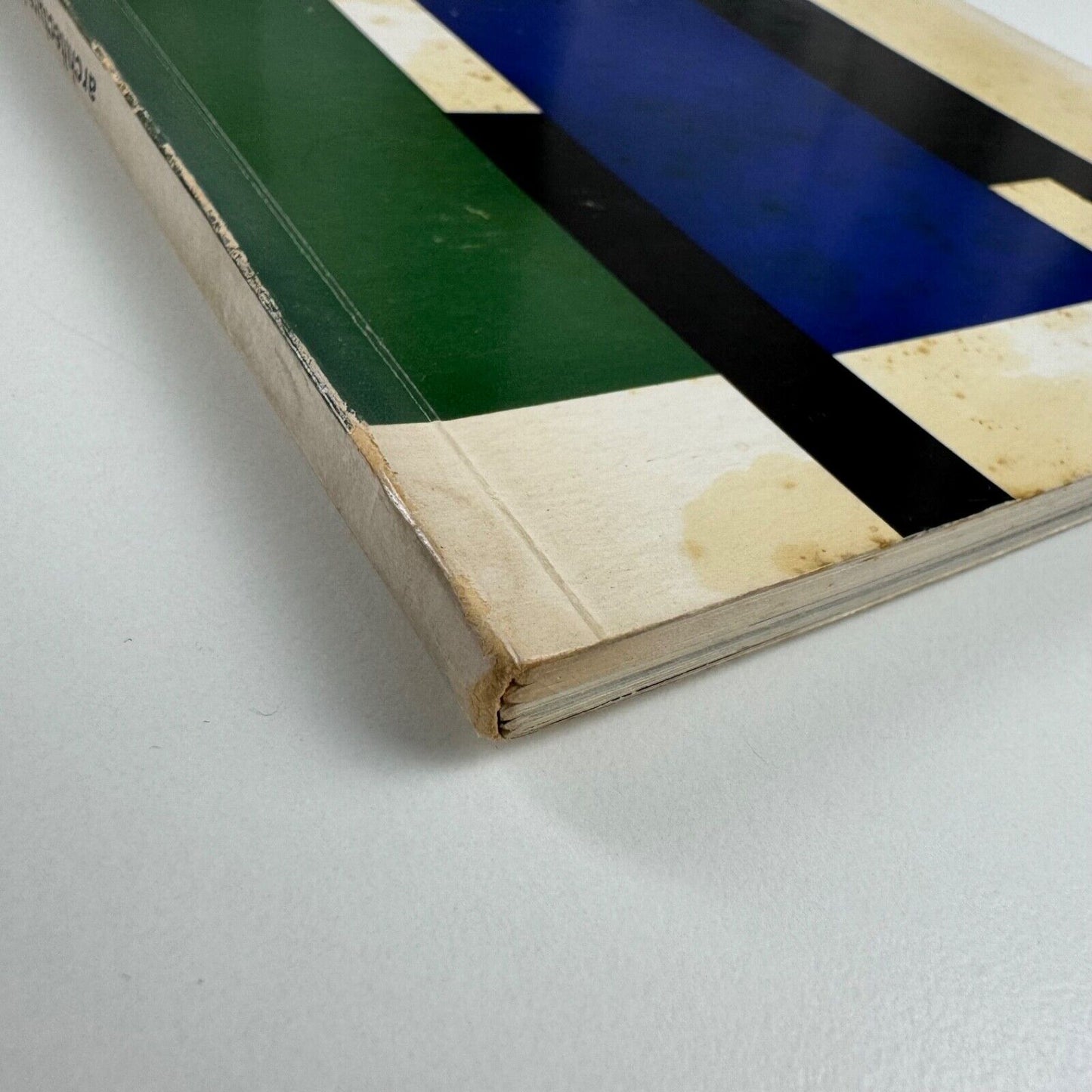 architecture today. Catalogue to accompany the exhibition organised jointly by the Arts Council and Royal Institute of British Architects in 1961