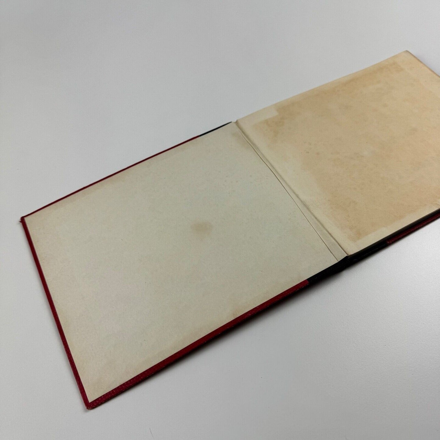 ABC un alphabet Français by Paul Henning | Hachette | John Swain & Son, 1946
