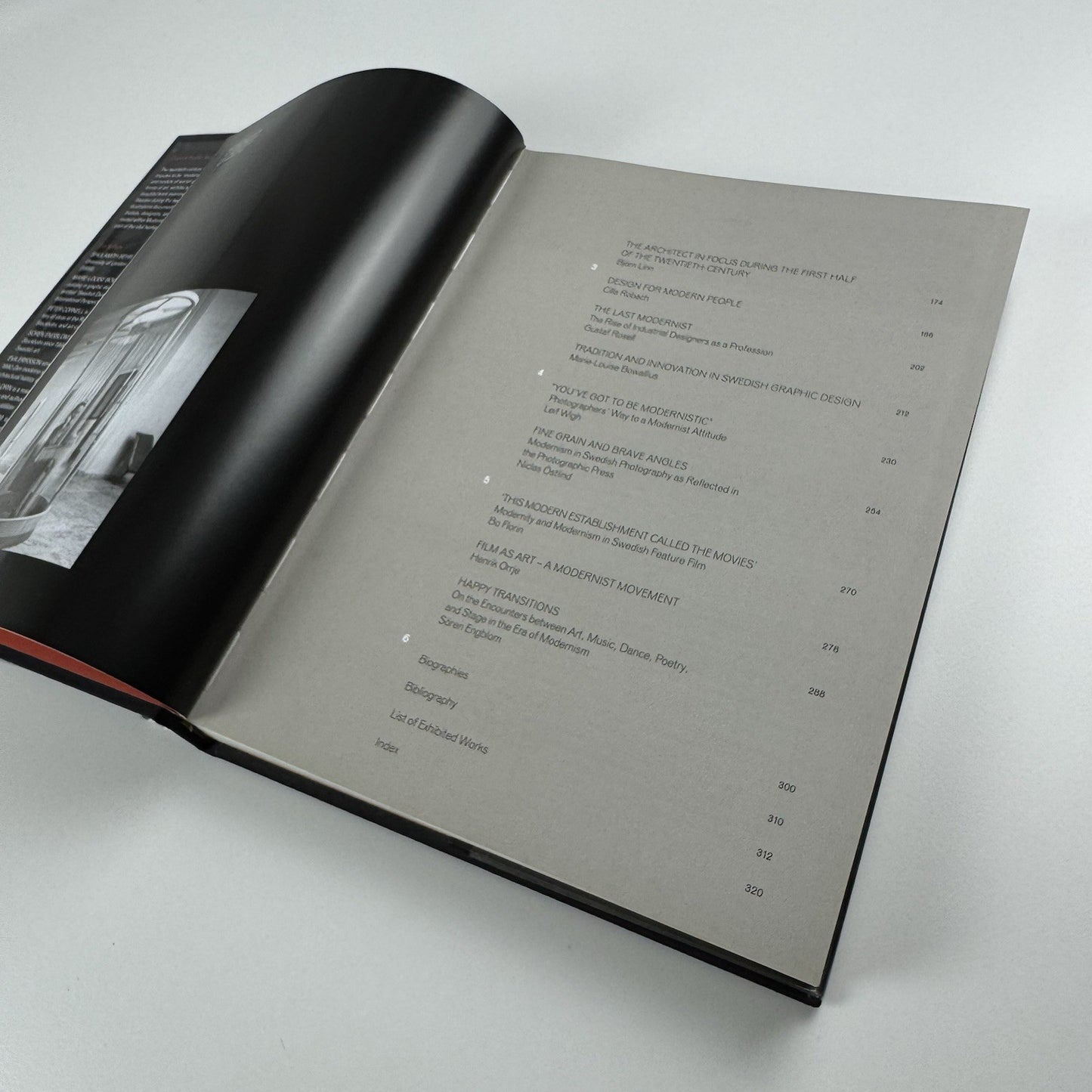 Utopia & Reality. Modernity in Sweden 1900-1960 Bard Graduate Center 2002