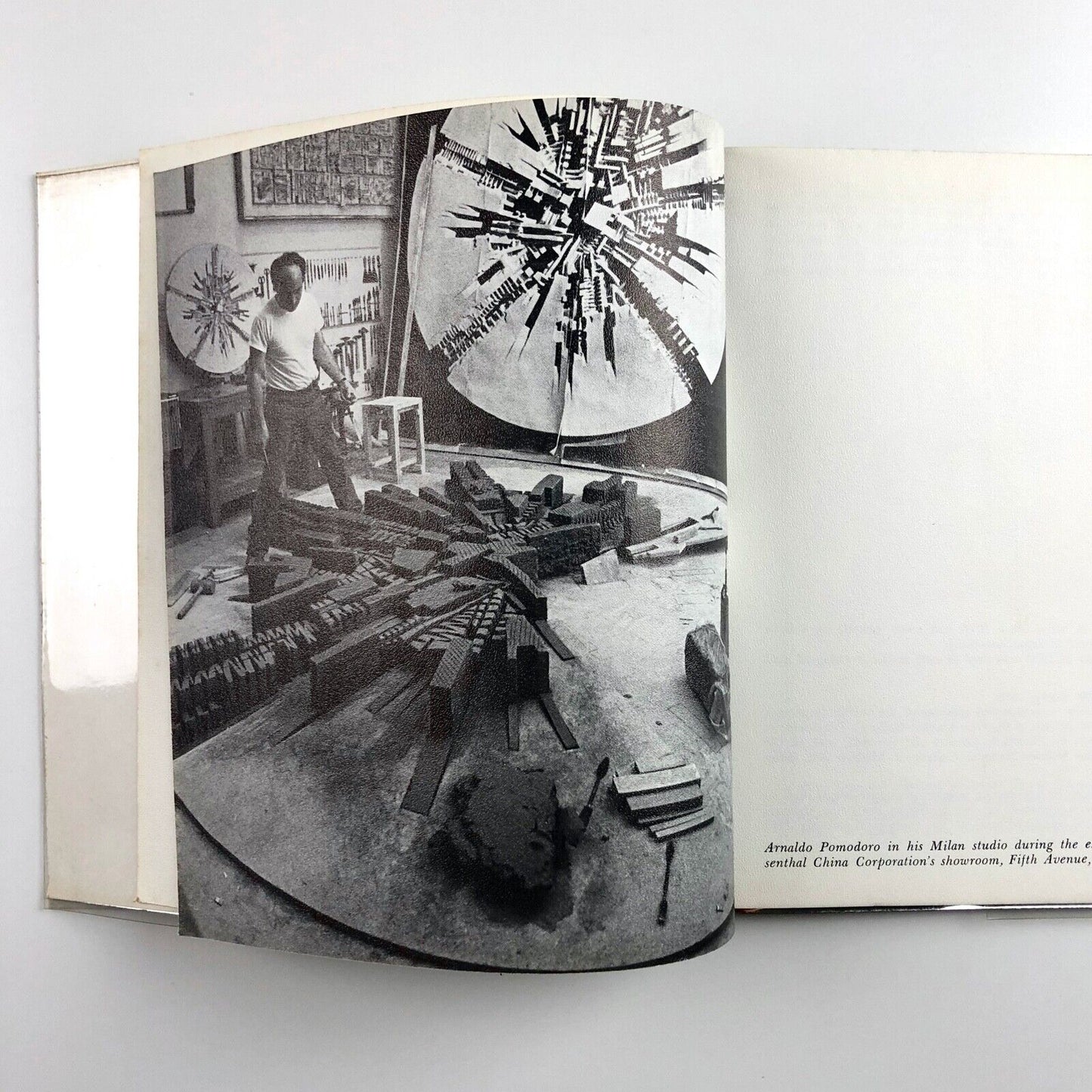Arnaldo Pomodoro | Marlborough New London Gallery catalogue, 1968