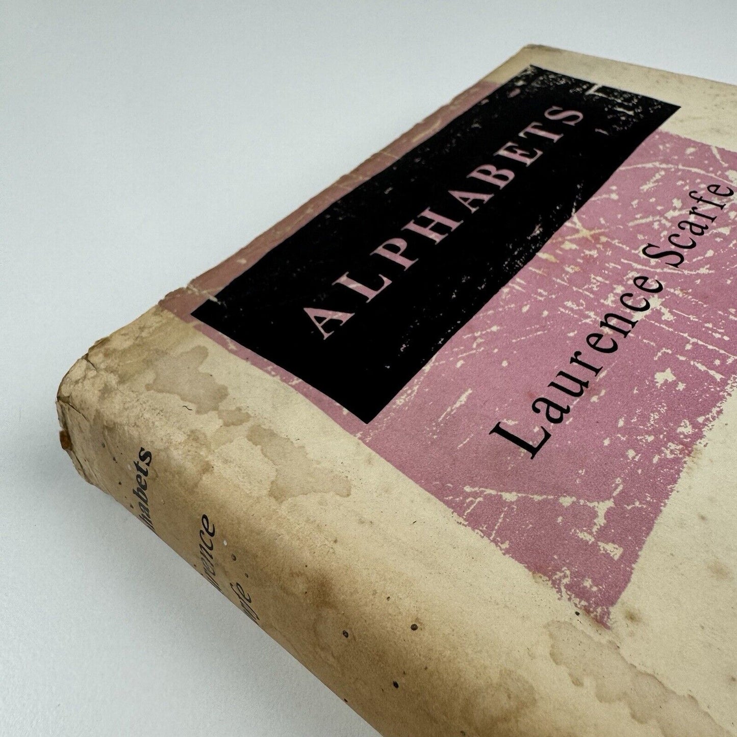 Alphabets – compiled by Laurence Scarfe | Batsford, 1954