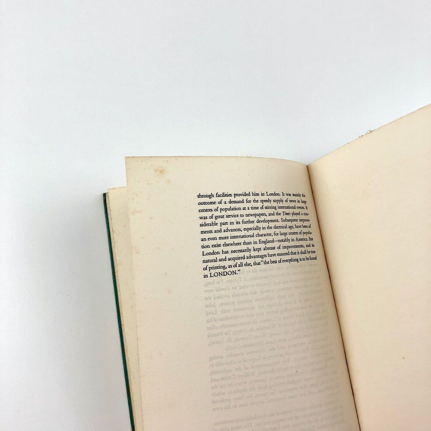 The Beginnings of Printing in London by H. Thomas, 1928 | Printed as a souvenir of the Lord Mayor’s Show of 1928 in the offices of Lanston Monotype Corporation Ltd | The booklet is believed to have been designed by Stanley Morison