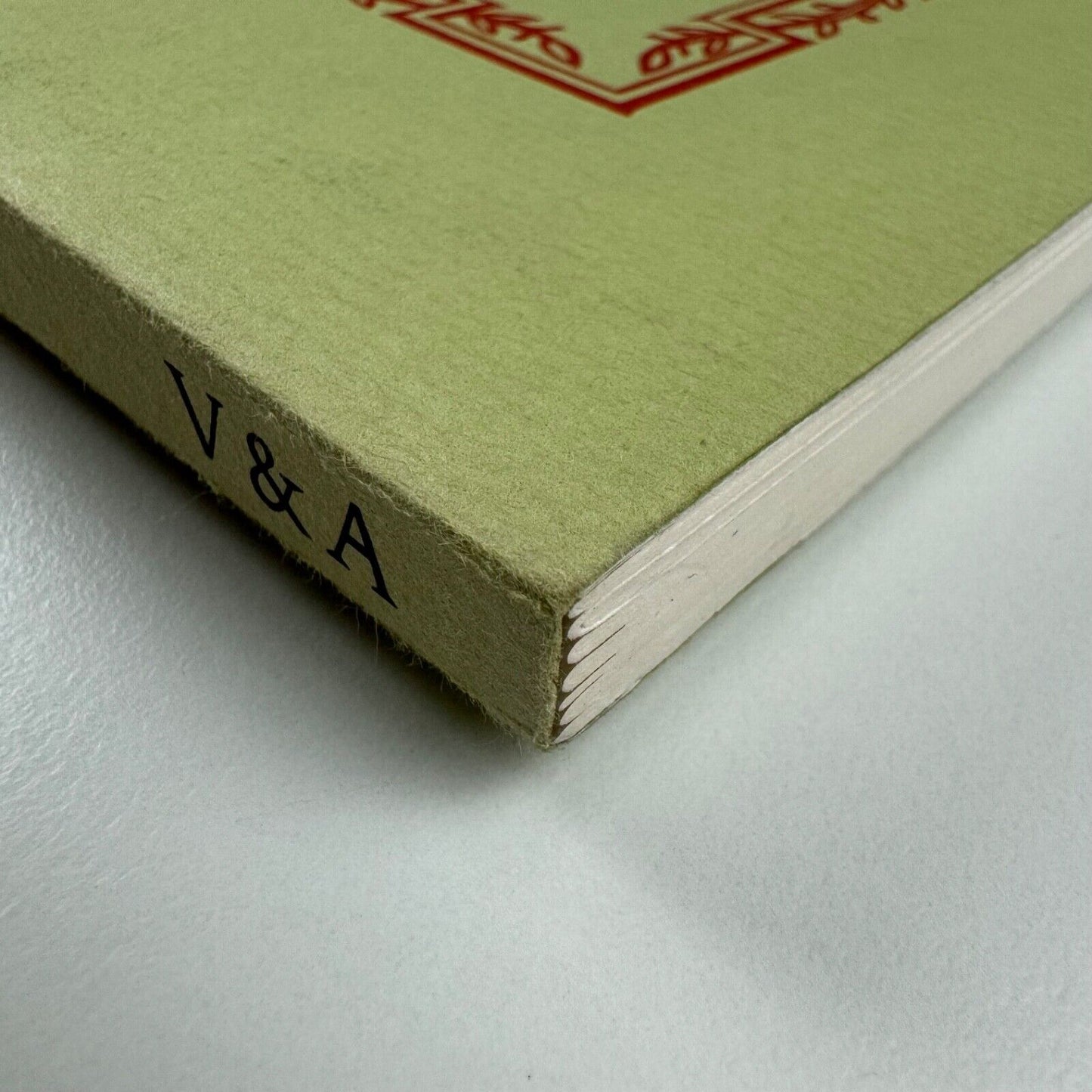 Berthold Wolpe. A retrospective survey | Victoria & Albert Museum and Faber & Faber, 1980