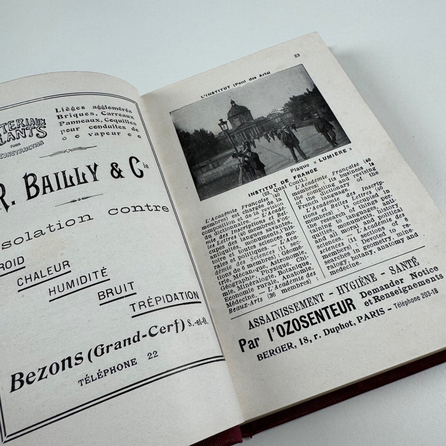 Paris Guide offert par l’Hôtel du Palais, 1913 vintage travel guide