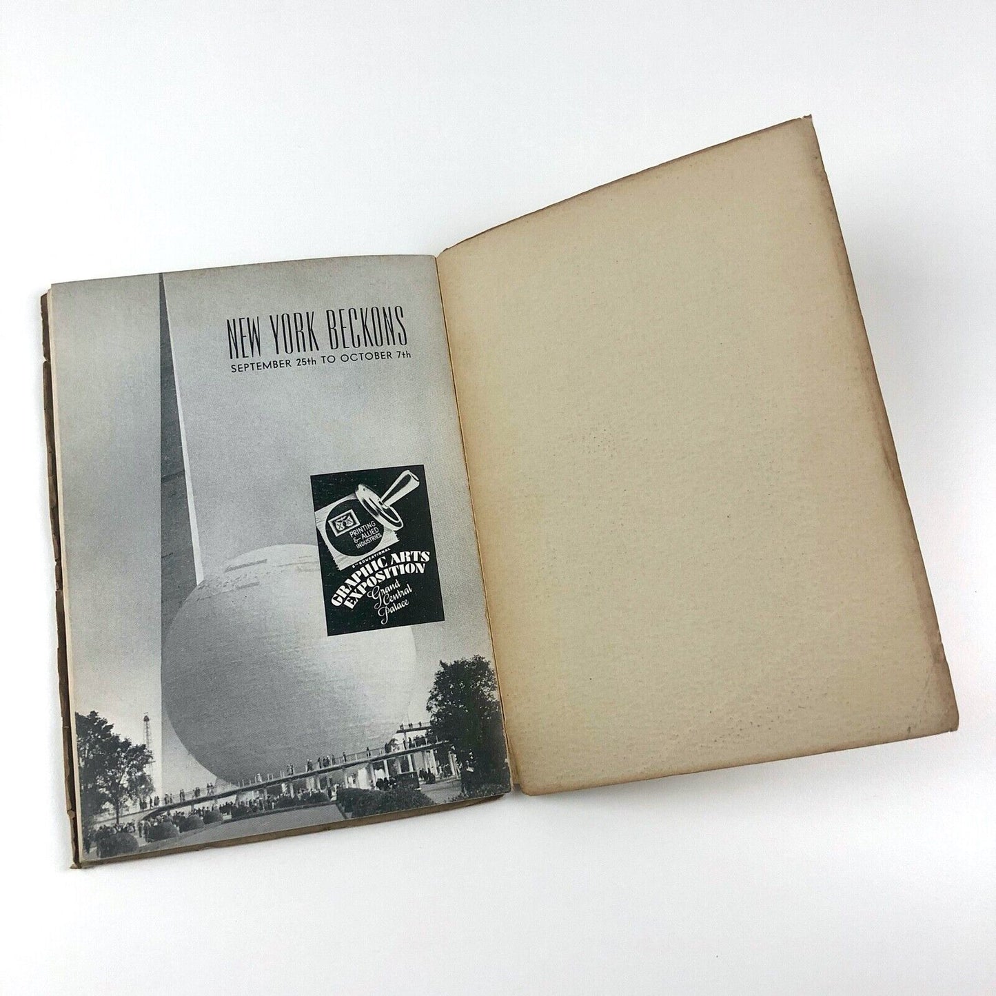 PM - An Intimate Journal for Art Directors | Vol V, No 2 – August/September 1939 | World's Fair | Paul Rand