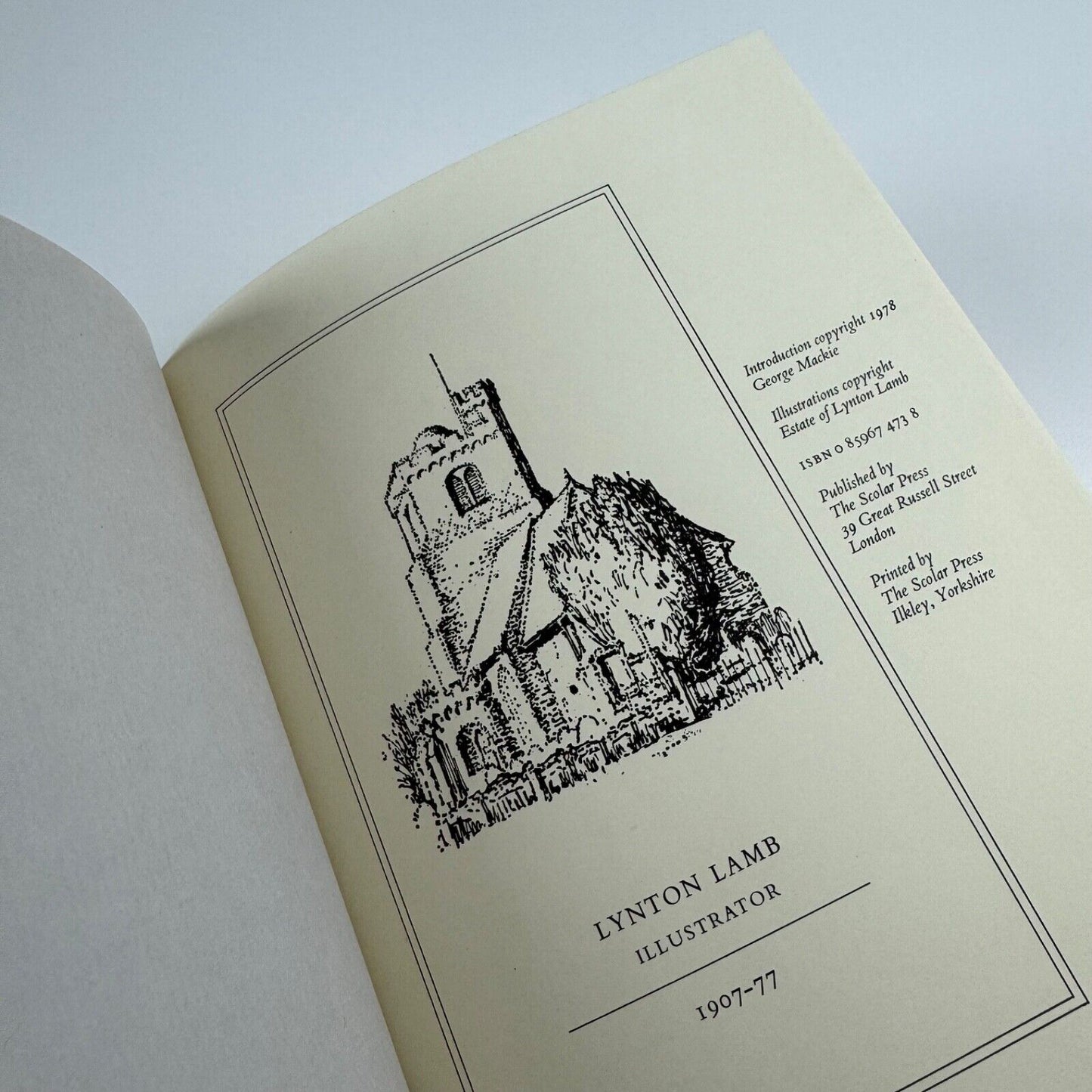Lynton Lamb Illustrator. A Selection of his work arranged and introduced by George Mackie | Scolar Press, 1978