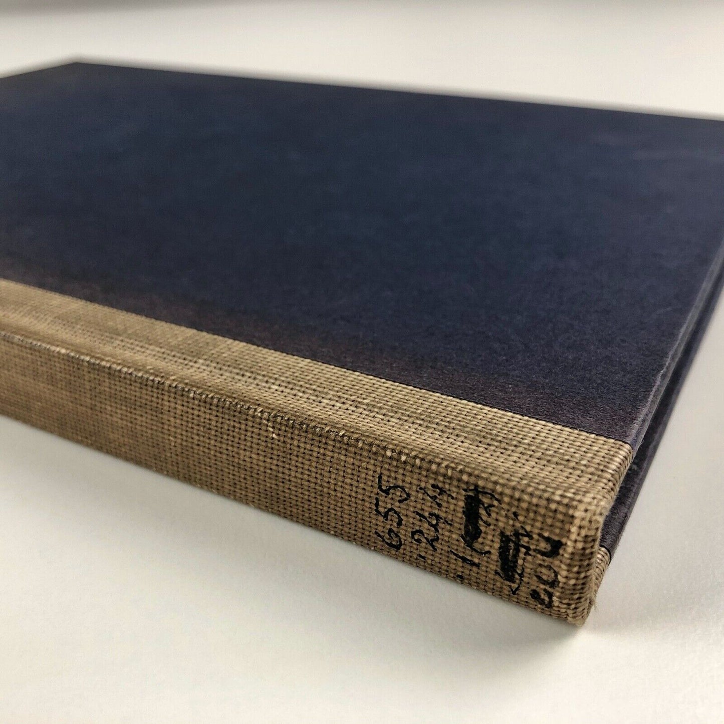 Behind the Type. The Life Story of Frederic W. Goudy by Bernard Lewis | Department of Printing Carnegie Institute of Technology, Pittsburgh, 1941