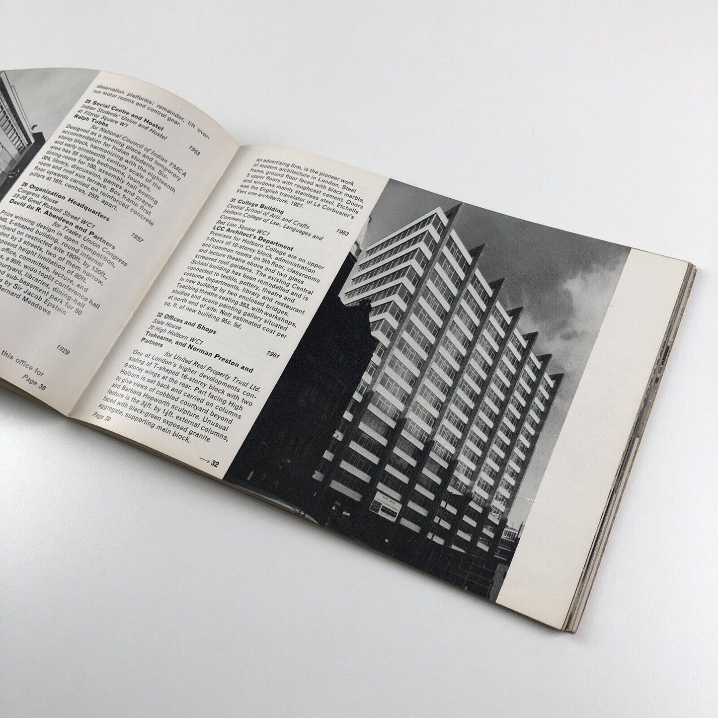 New Architecture of London. A Selection of Buildings since 1930 | Sam Lambert 1963