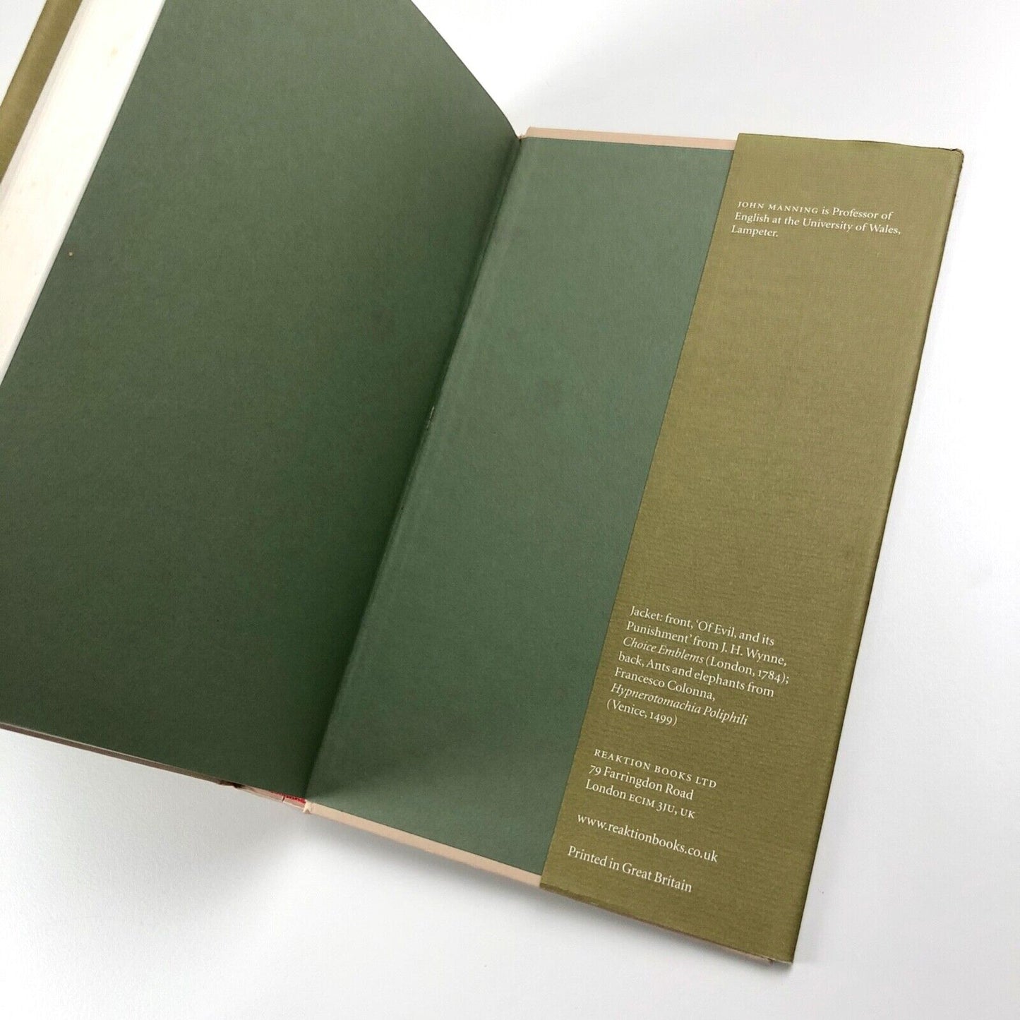 The Emblem by John Manning | Reaktion Books, 2002