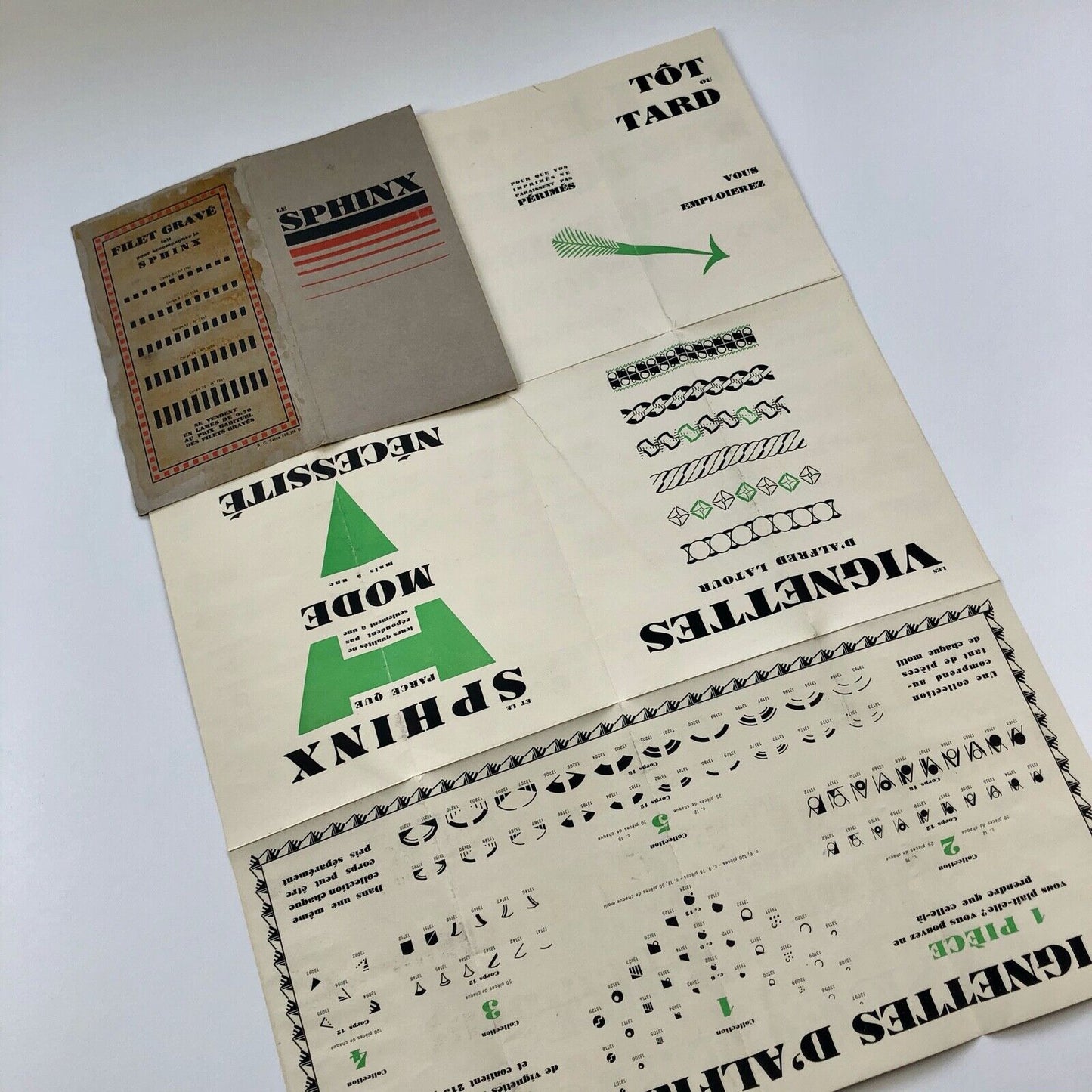 Sphinx | Type specimen fold-out poster | Deberny et Peignot c.1931 | Alfred Latour