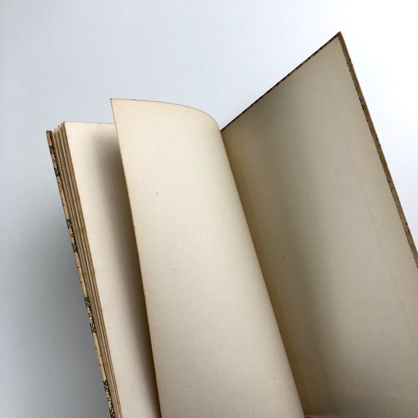 Fournier: A Specimen of a Classic Type | Lanston Monotype reproduction, 1927