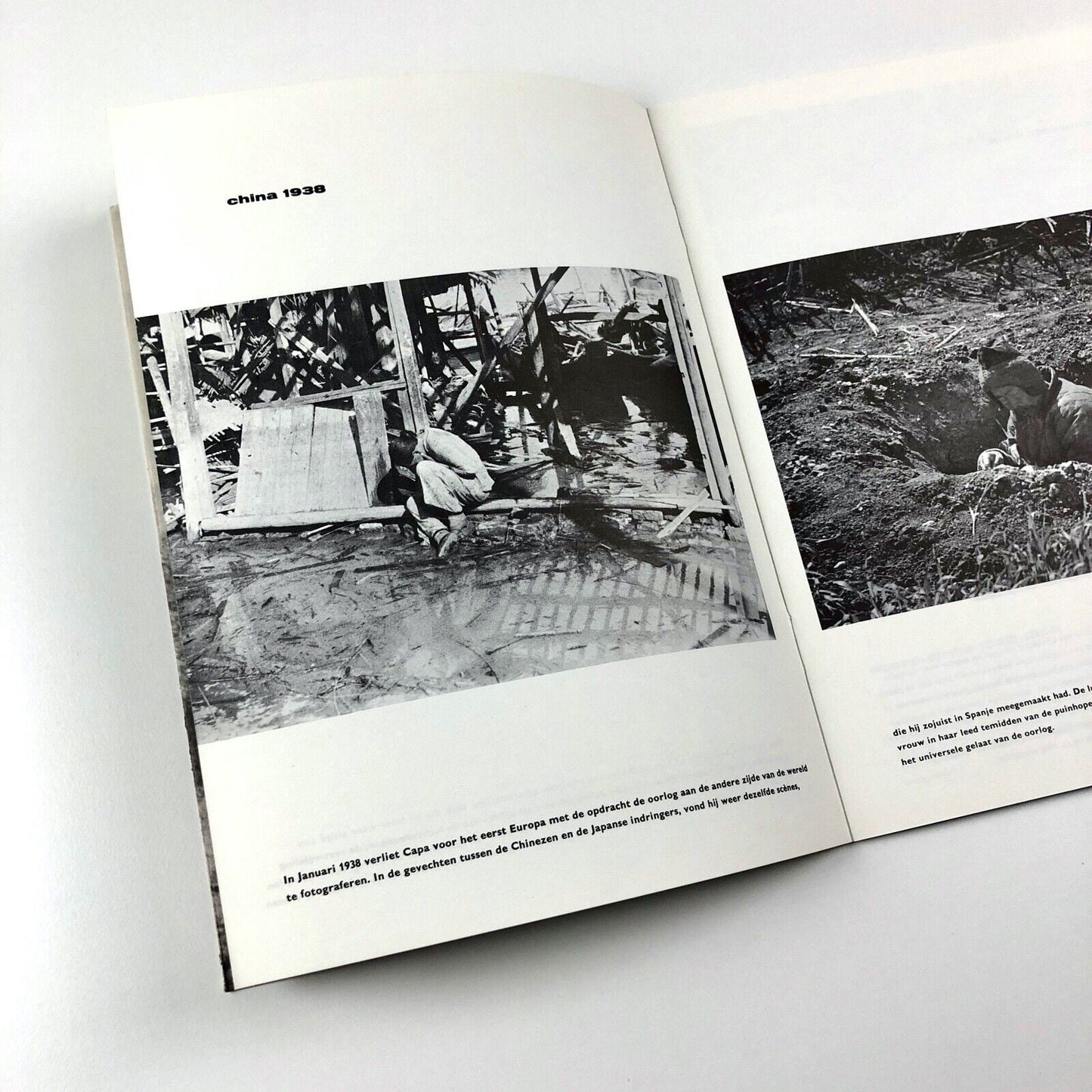 Mensen in de Oorlog | Photos by Robert Capa | Stedelijk Museum 1962