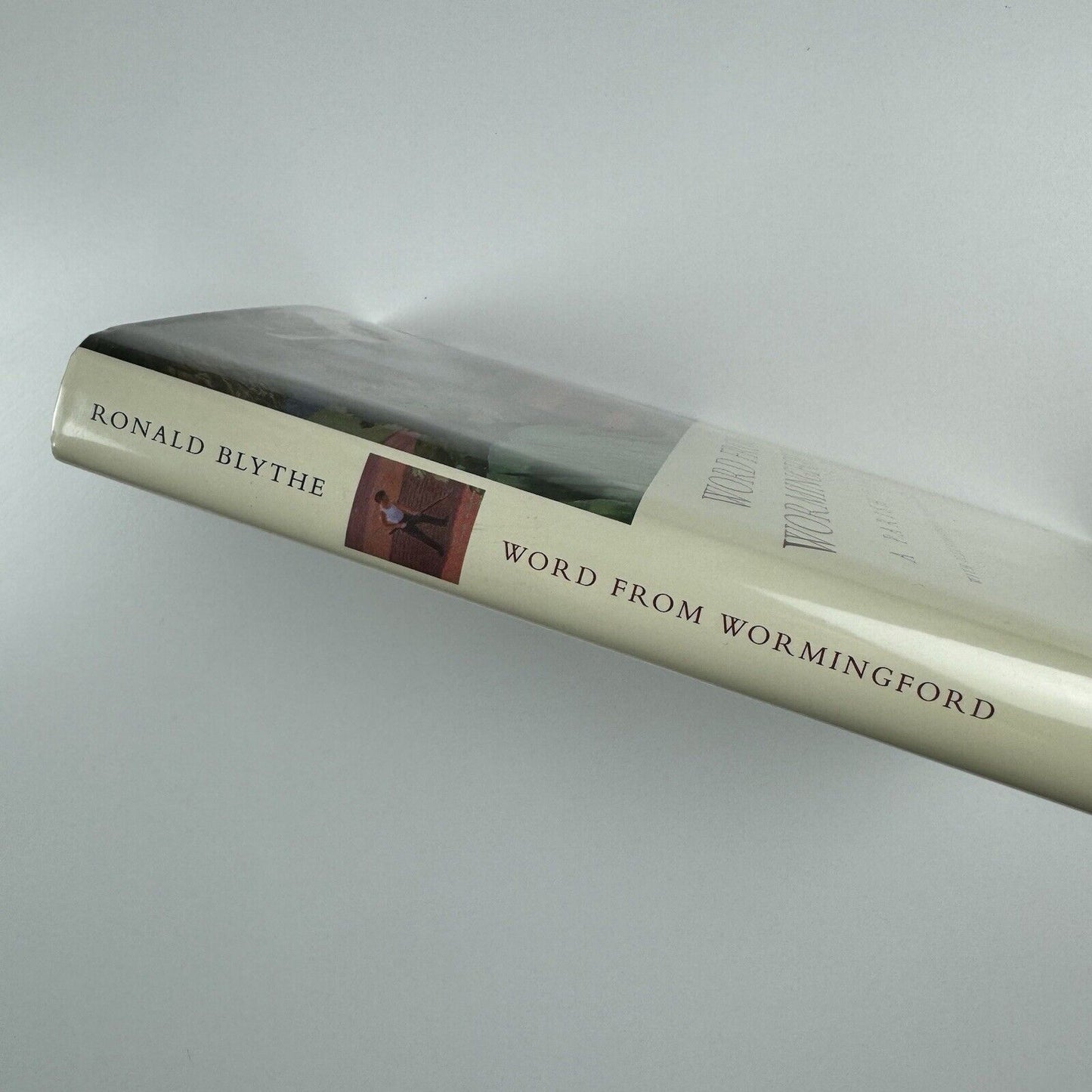 Word from Wormingford. A Parish Year by Ronald Blythe illustrations by John Nash | Viking Press, 1997