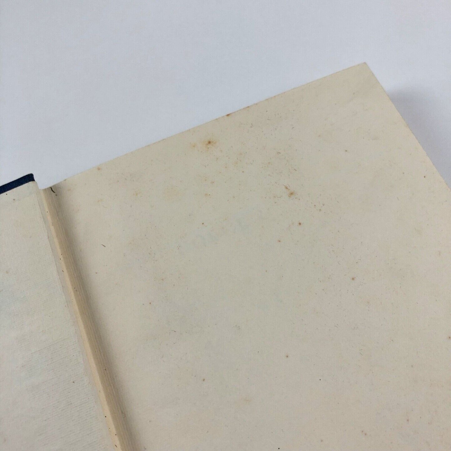 Colour – A Manual of its Theory and Practice by H. Barrett Carpenter | Batsford, 1932, third edition
