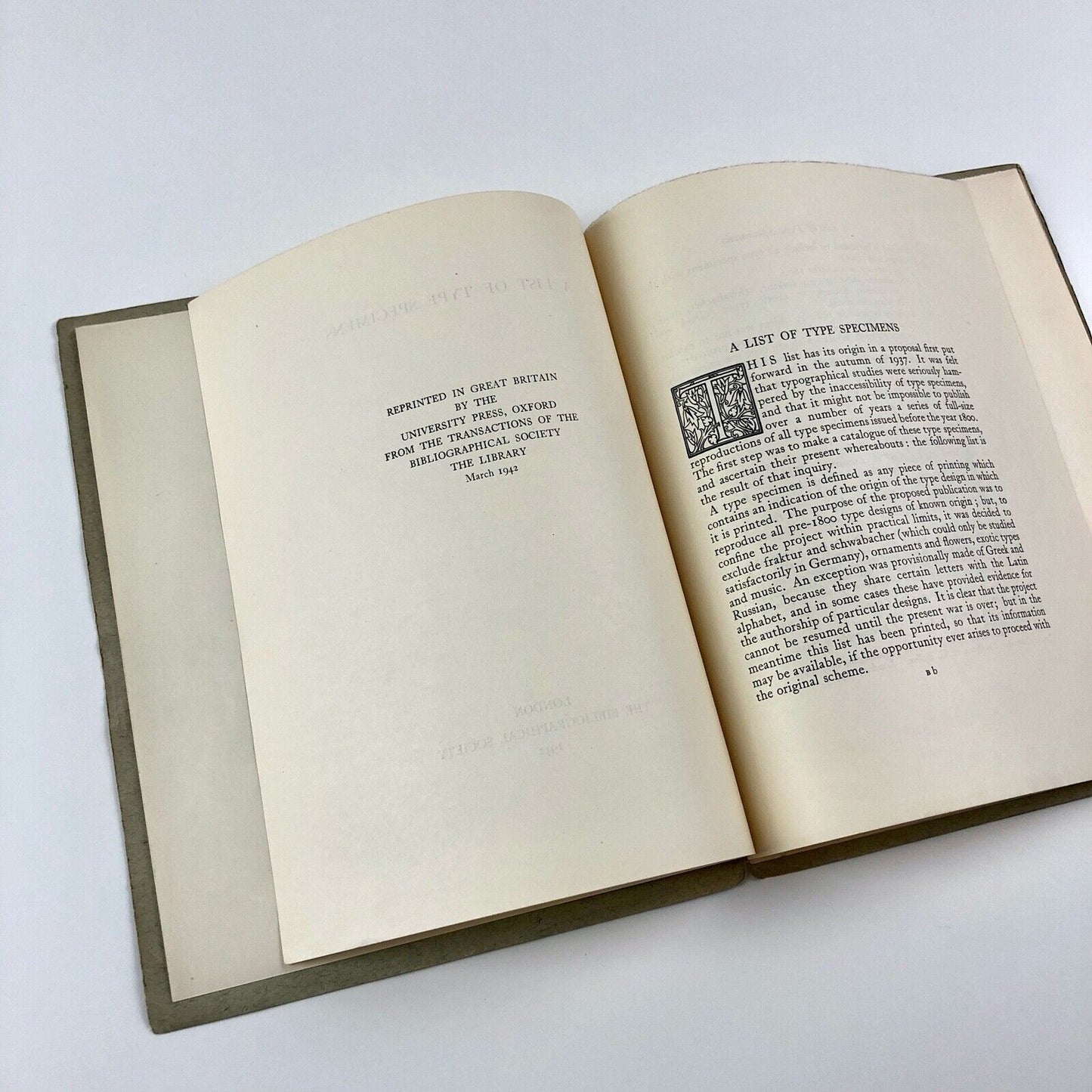 A list of type specimens. The Bibliographical Society, London, 1942 | Harry Carter