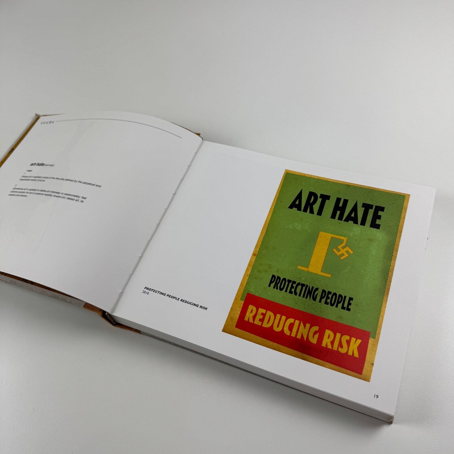 AHH 2: Love the Art Hate. Graphics 1972-2010 | L-13, first edition 2010