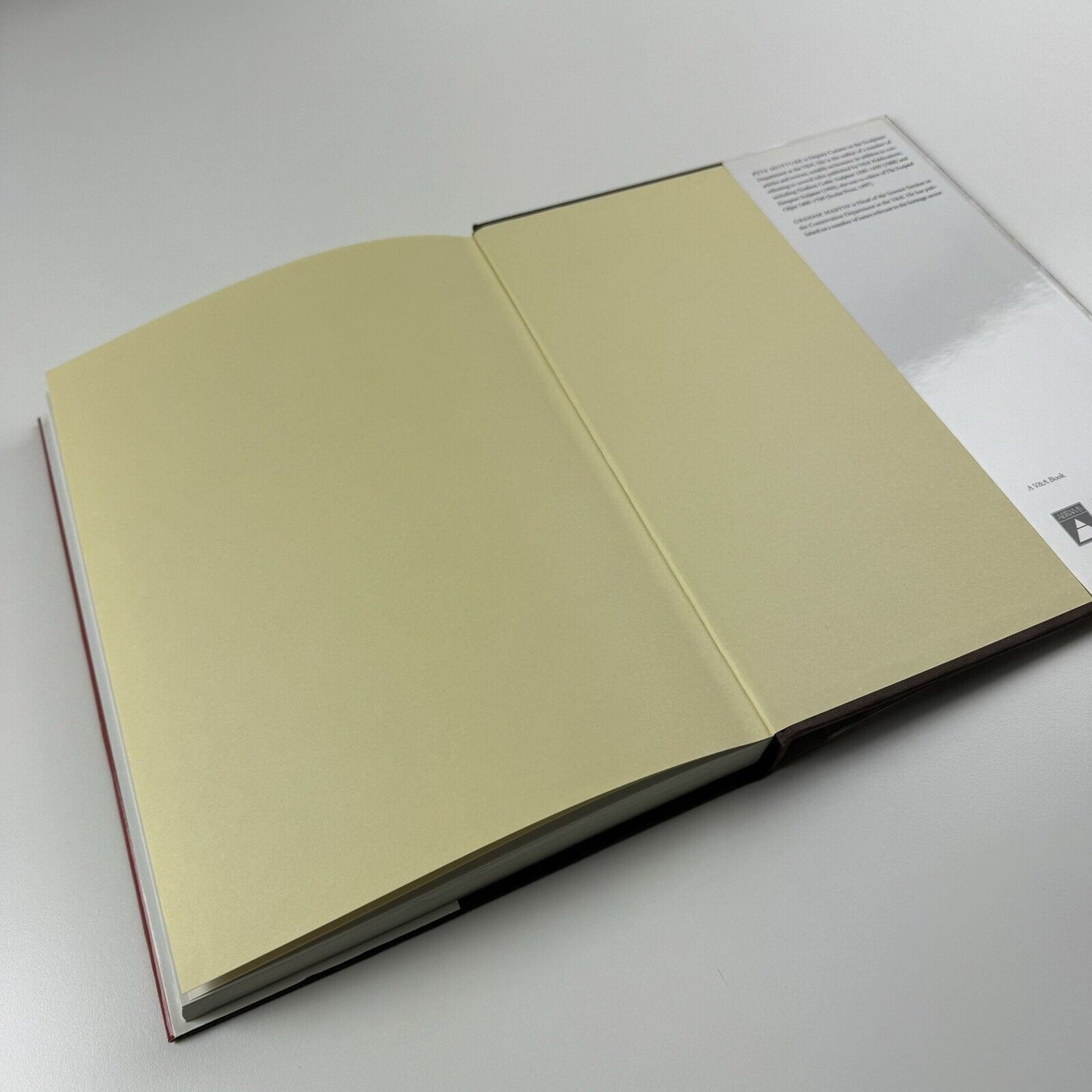 Bells & Mortars – Catalogue of Italian Bronzes in the V&A by Peta Motture | V&A Publications, 2001