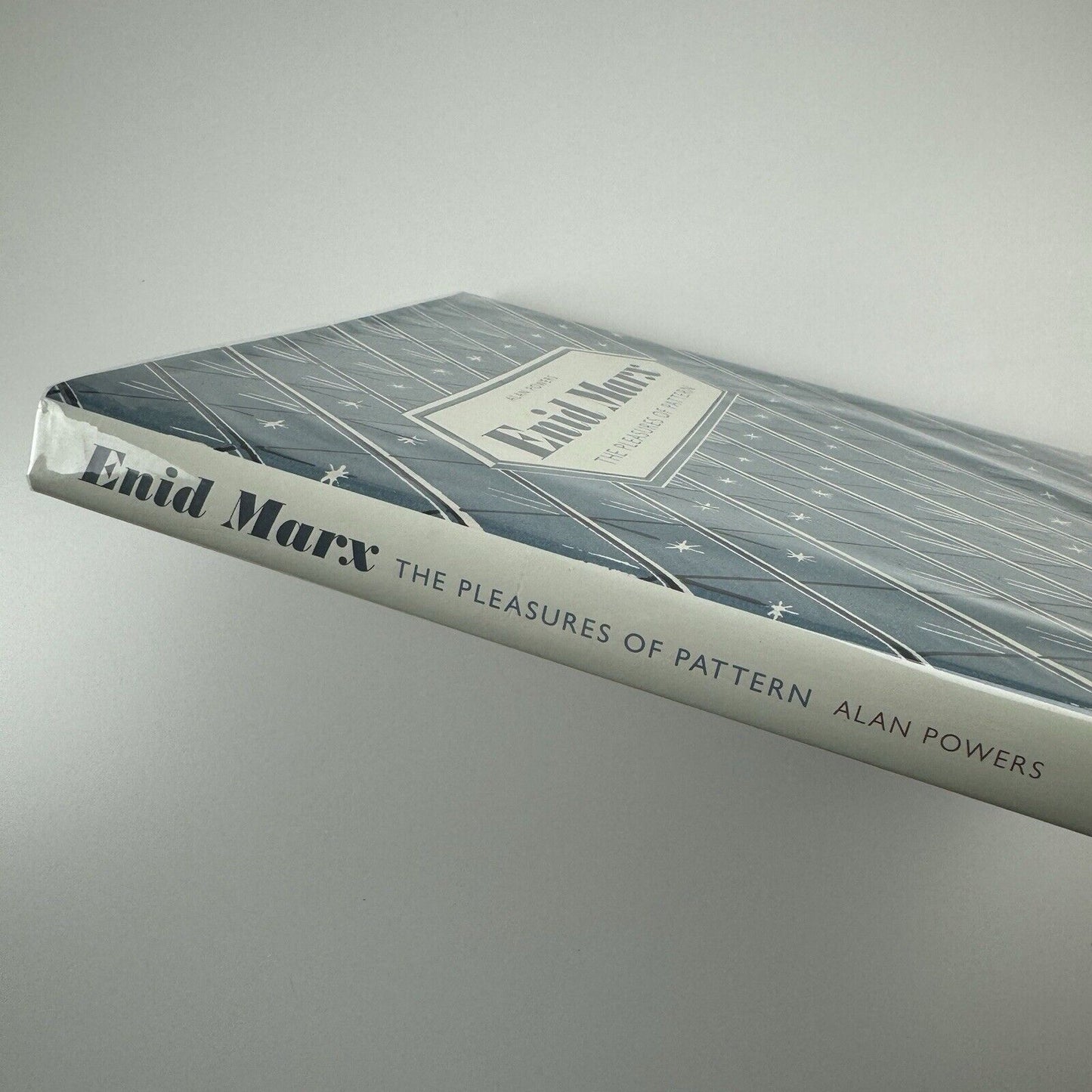 Enid Marx. The pleasures of pattern by Alan Powers | Lund Humphries, 2018 signed