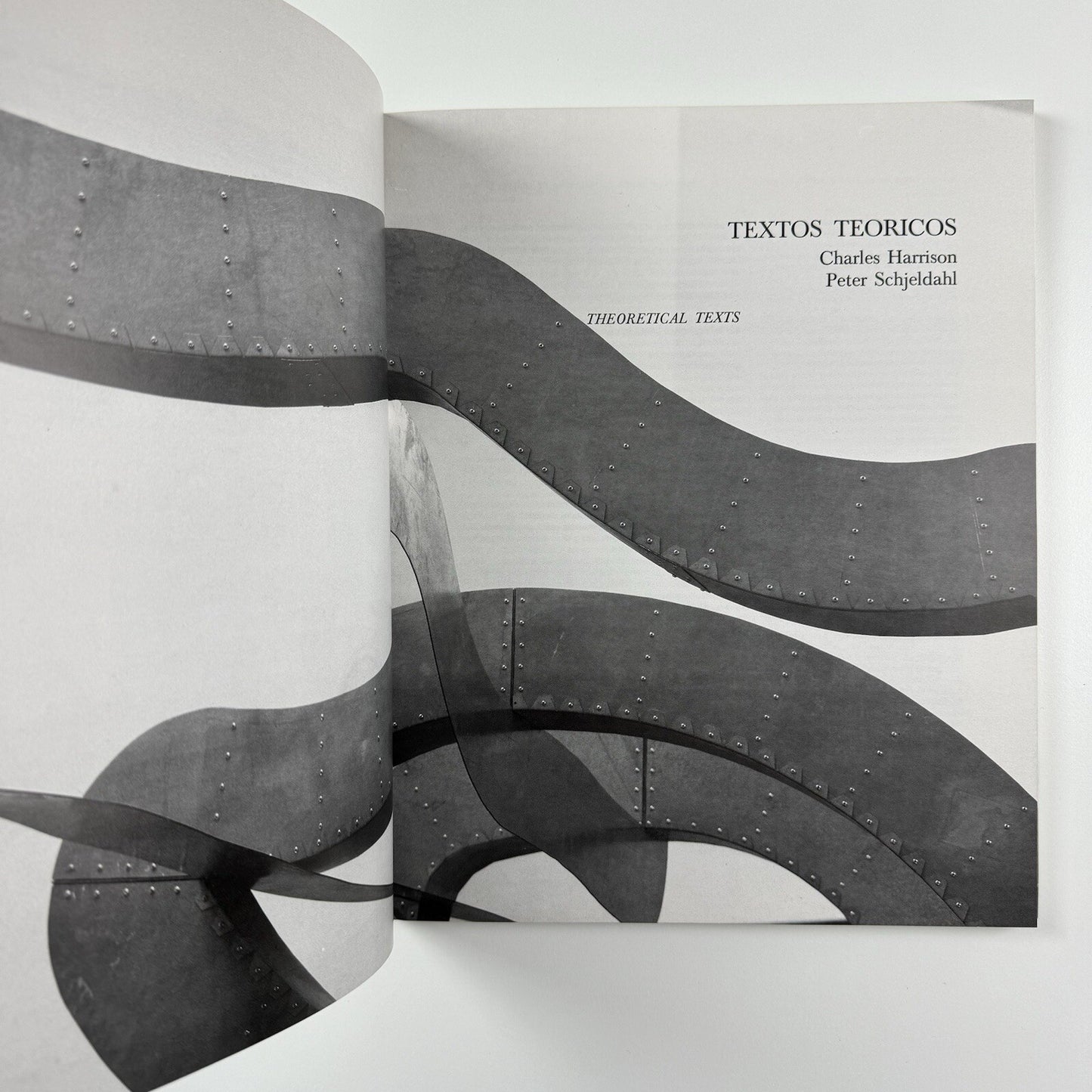 Richard Deacon Esculturas y Dibujos 1985-1988 | Sculptures and Drawings, 1988